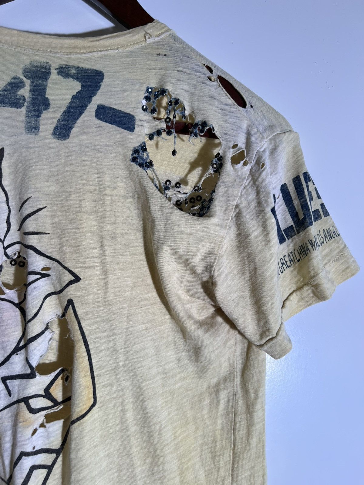 The Great China Wall Y2K 2000’s Vintage The Great China Wall Retro Bejeweled Tee Size US M / EU 48-50 / 2 - 10 Thumbnail