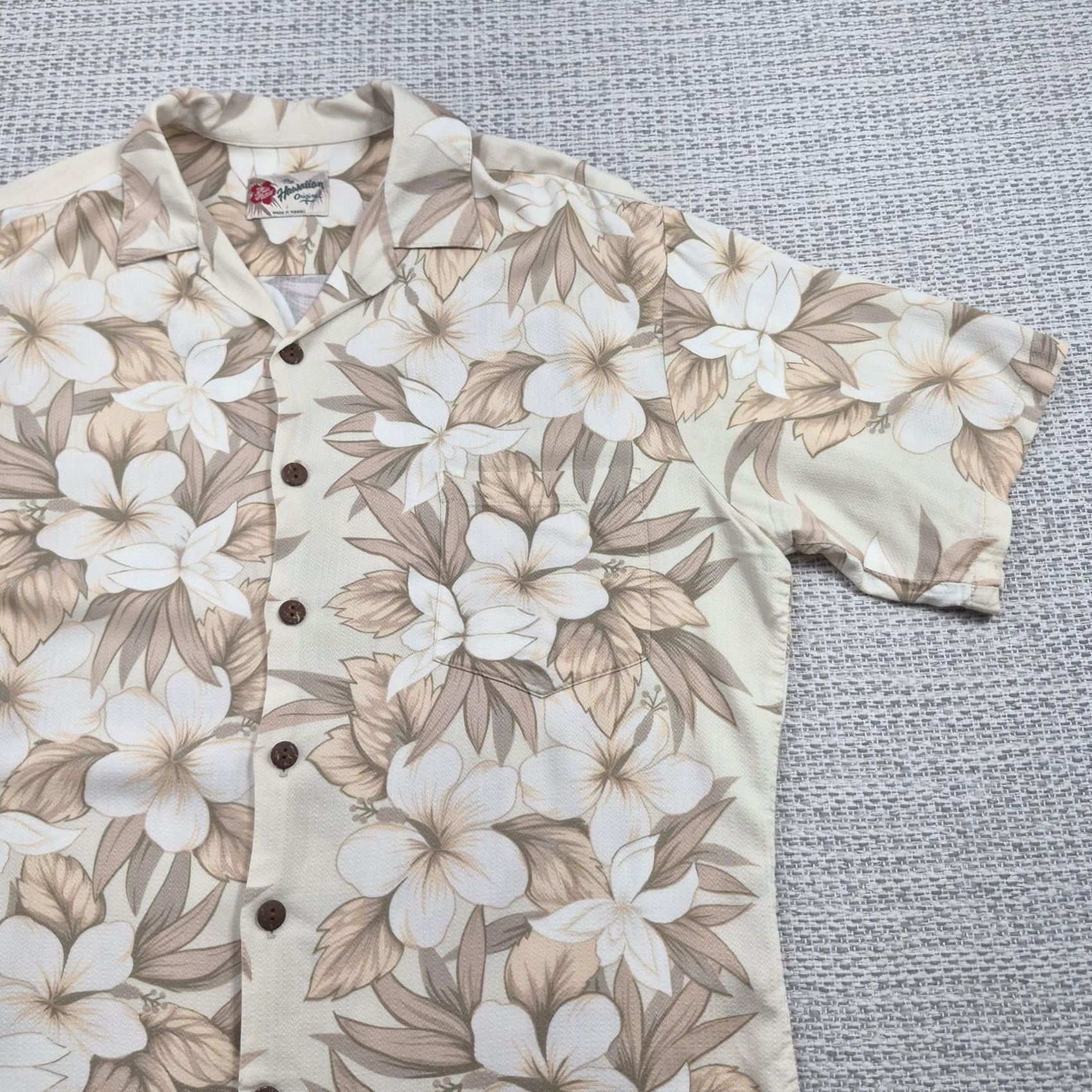 Hilo Hattie Hilo Hattie Button Up Shirt Mens Large Beige Floral Hawaiian Short Sleeve Shirt Size US L / EU 52-54 / 3 - 2 Thumbnail