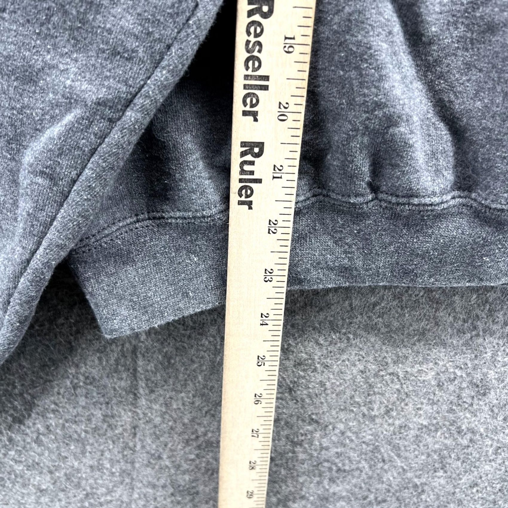 Champion VINTAGE Champion Sweater Men Medium Adult Gray Crewneck Pullover Fleece Cotton Logo Size US M / EU 48-50 / 2 - 6 Thumbnail