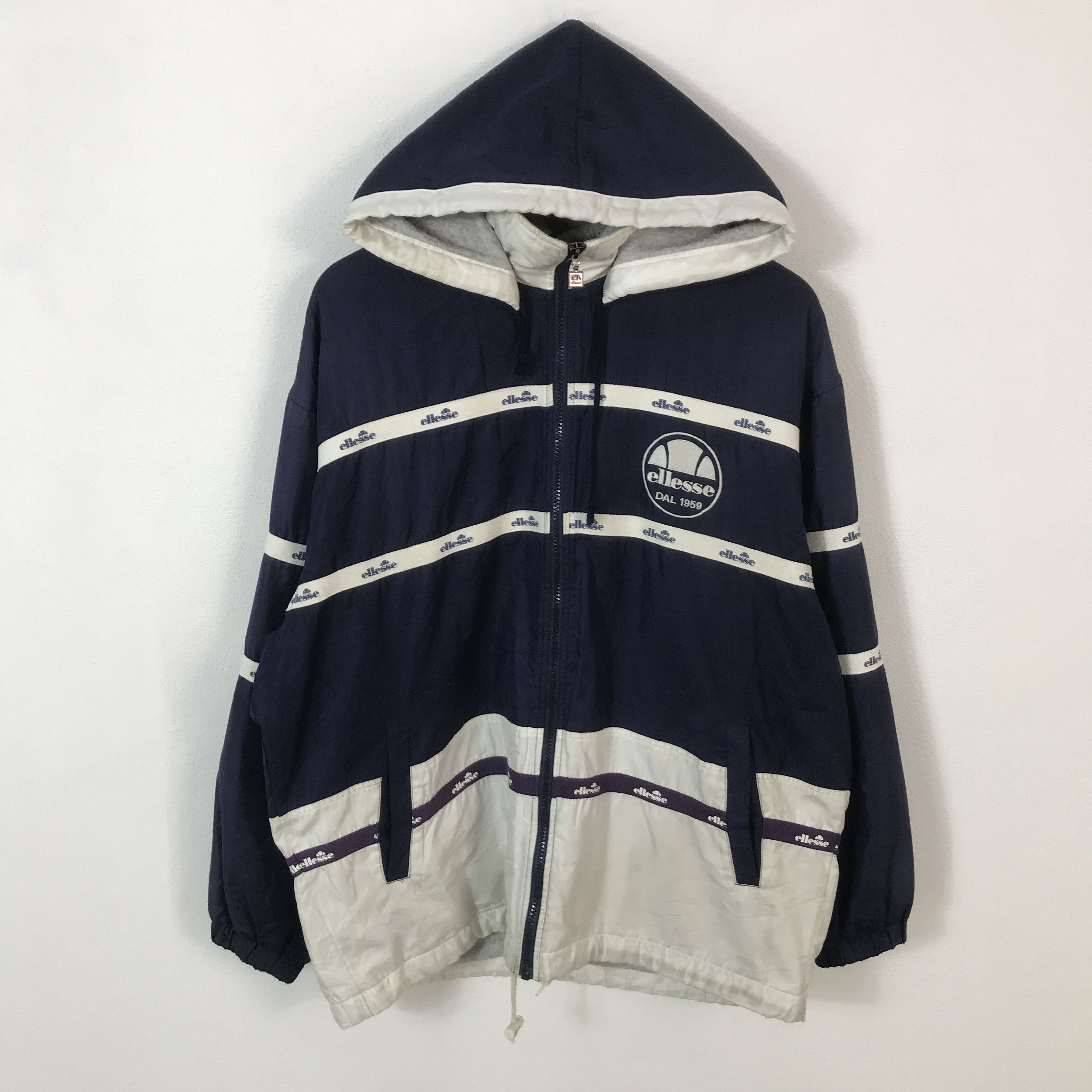 Ellesse Vintage Ellesse Hoodie Design jacket Size US L / EU 52-54 / 3 - 1 Thumbnail