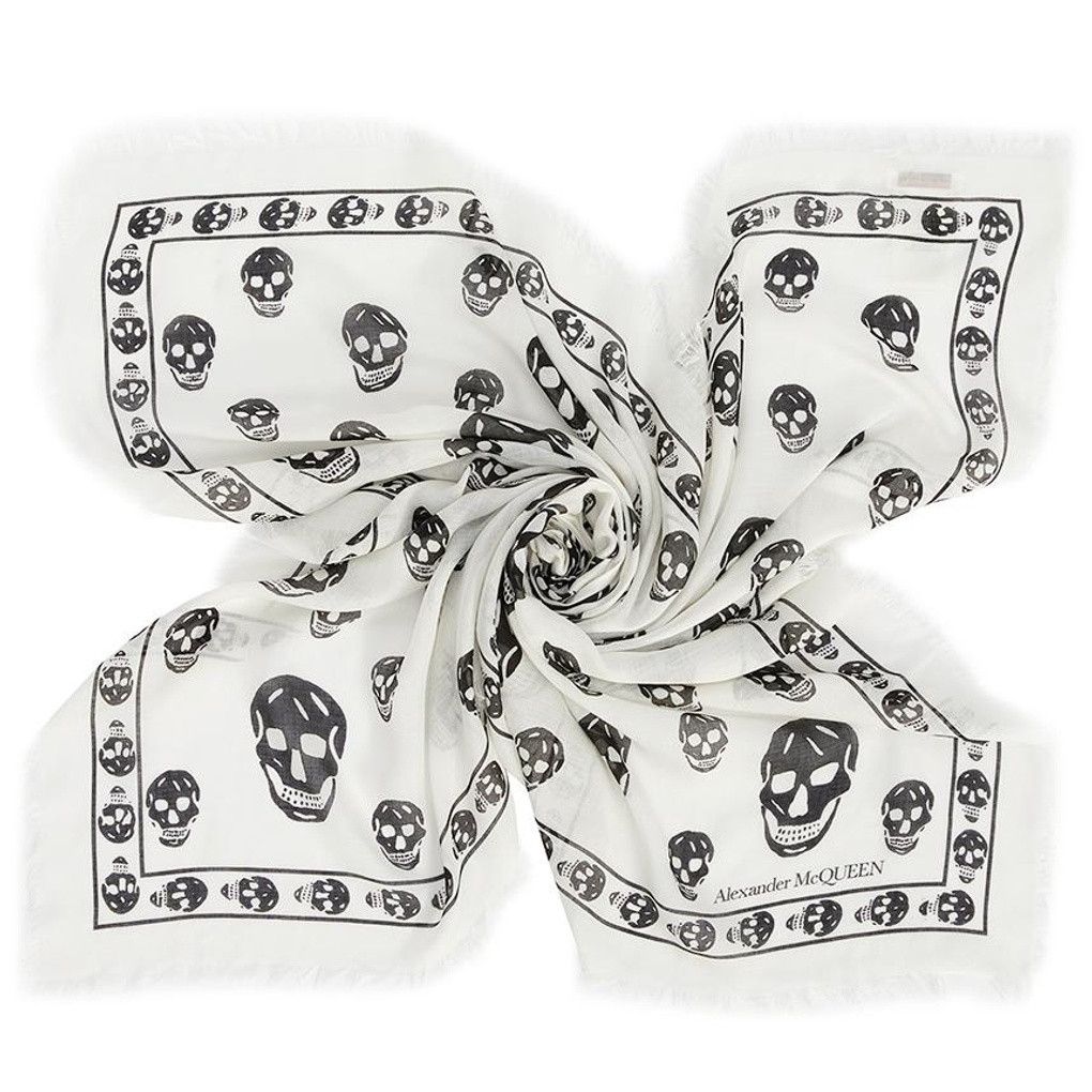 Alexander McQueen o1w1db10725 Size: OS/Fo Skull in Black/Ivory Size ONE SIZE - 3 Thumbnail