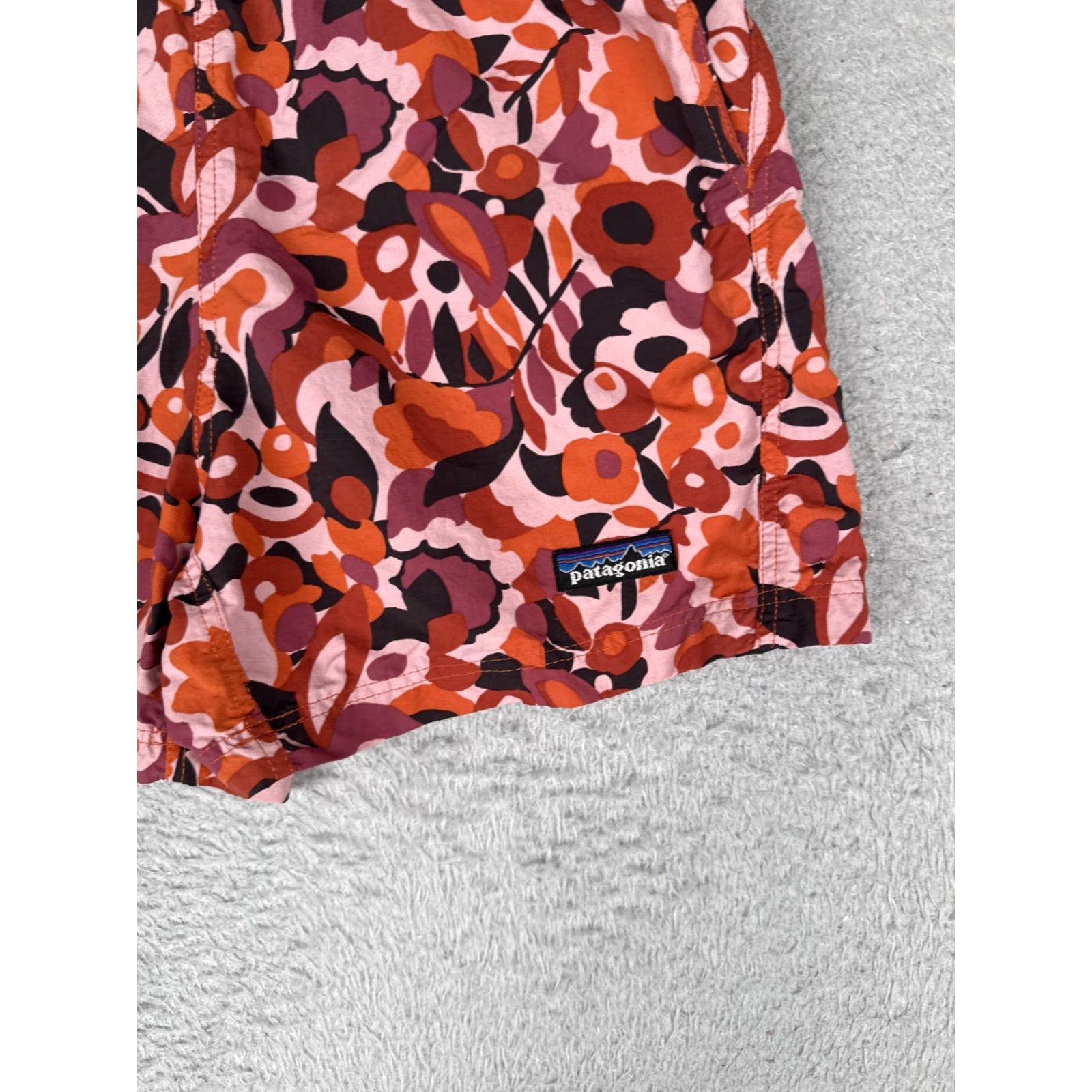 Patagonia Patagonia Utility Shorts Womens XS Pink Floral Print Baggies Hiking Swim Beach Size 26" / US 2 / IT 38 - 2 Thumbnail