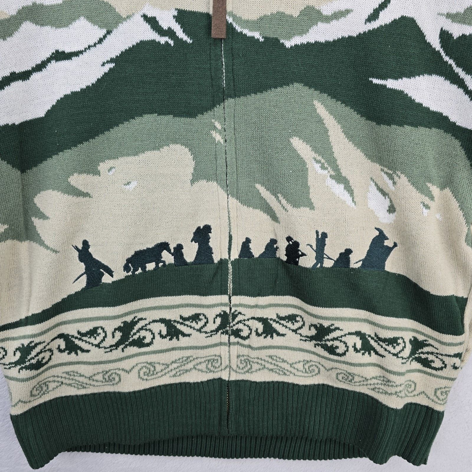Hot Topic Hot Topic Lord of the Rings Cardigan Mens Sm Shawl Sweater Size US S / EU 44-46 / 1 - 4 Thumbnail