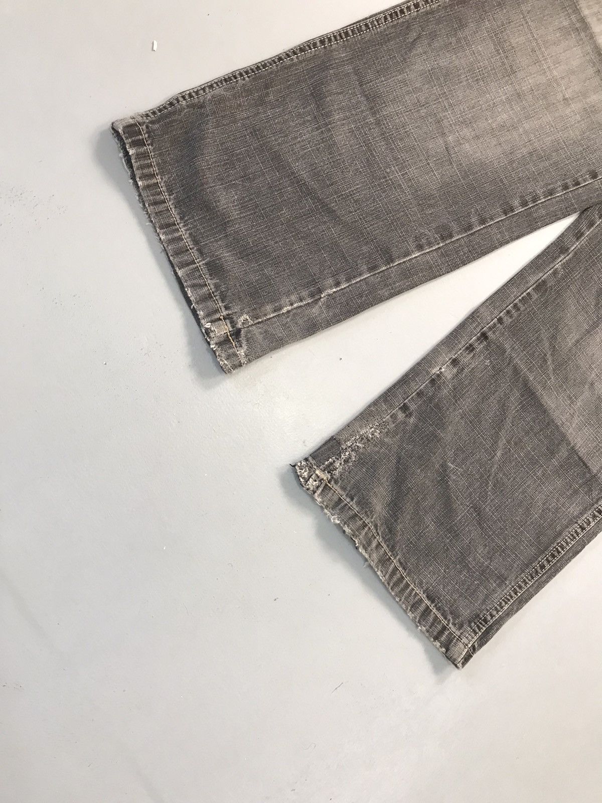 Southpole Vintage SouthPole faded brown tab denim Size US 32 / EU 48 - 4 Thumbnail