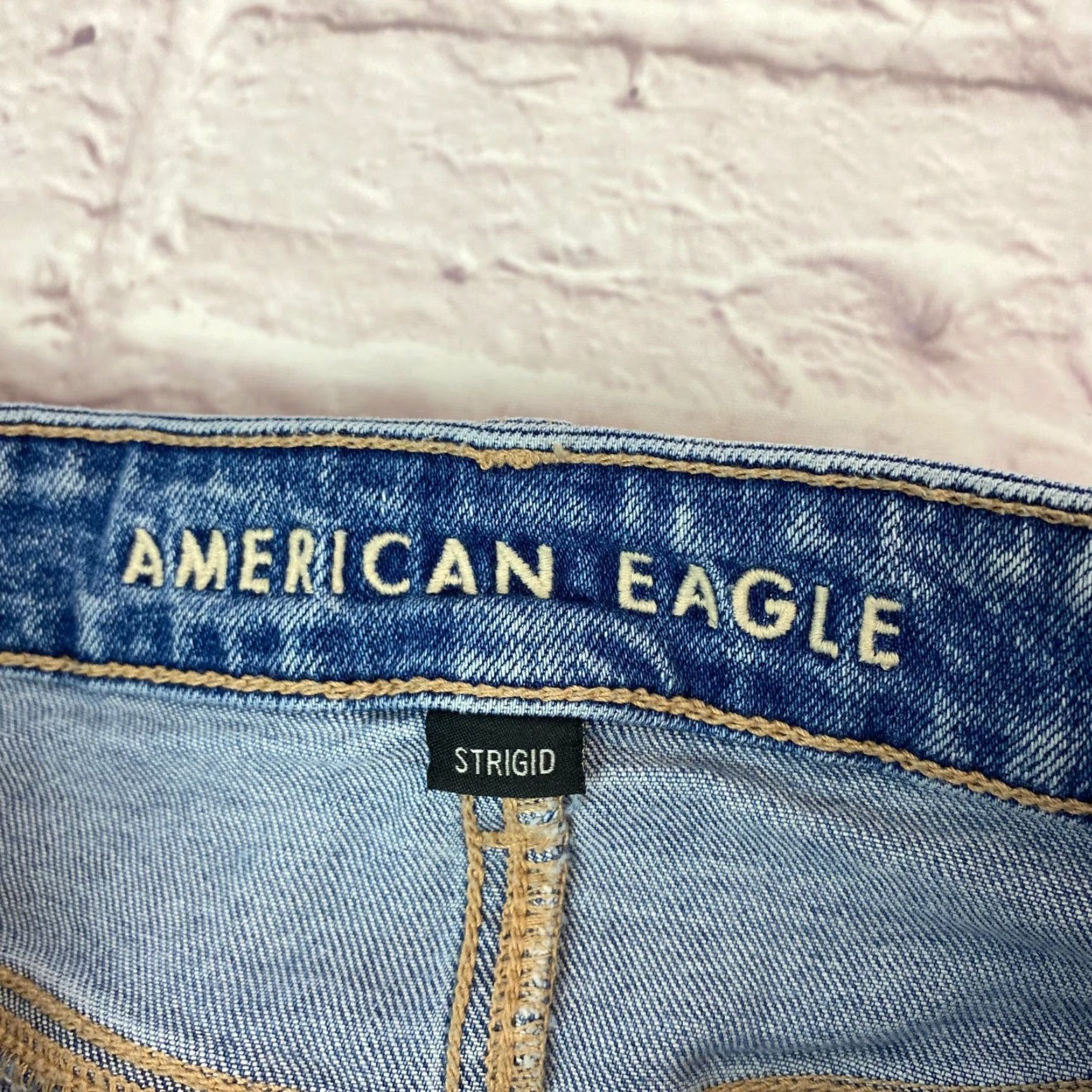 American Eagle Outfitters American Eagle Womens Mom Jeans Size 2 Blue Ripped Mid Rise Medium Wash Size 26" / US 2 / IT 38 - 6 Thumbnail