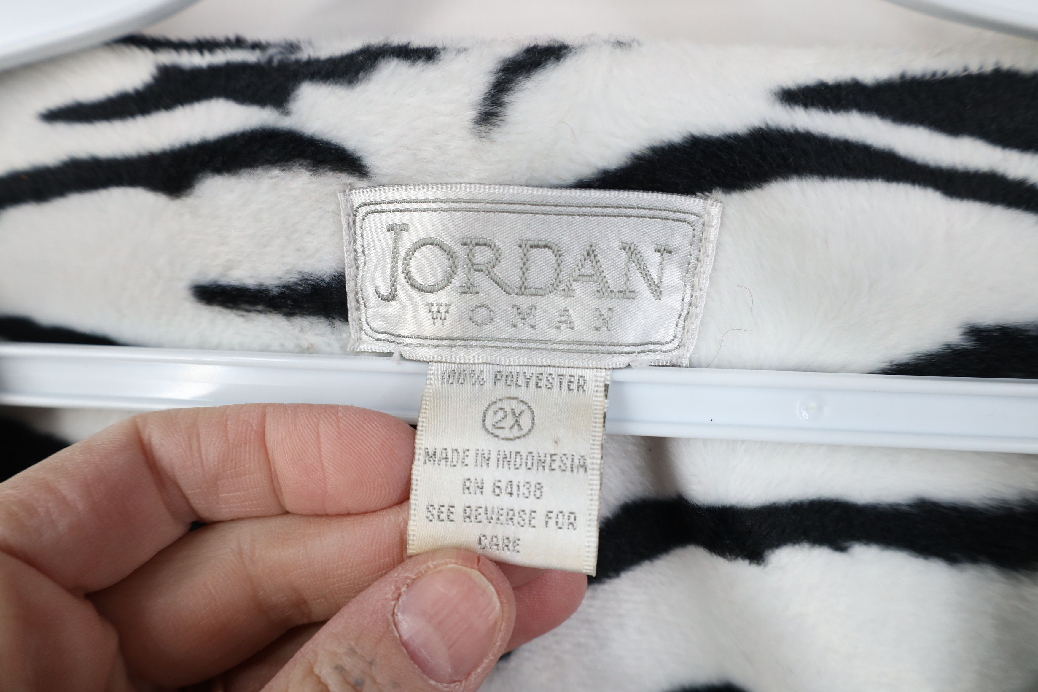 Vintage Vintage 90s Streetwear Zebra Striped Fleece Vest Jacket Size XXL / US 16-18 / IT 52-54 - 5 Thumbnail