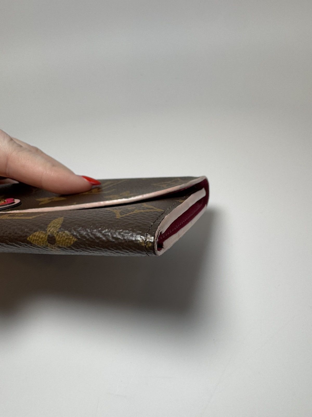 Louis Vuitton Louis Vuitton Emilie Bloom Fuchsia Monogram Wallet Size ONE SIZE - 14 Thumbnail
