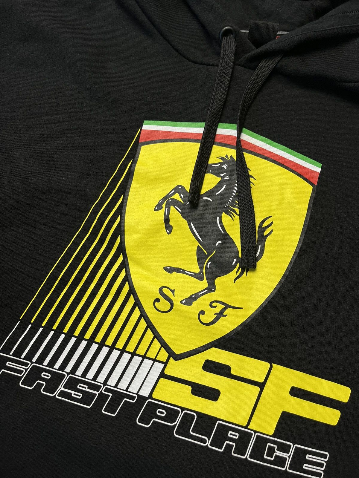 Ferrari Vintage Ferrari Sweatshirt Hoodie Streetwear Rare Y2K Size US L / EU 52-54 / 3 - 13 Thumbnail