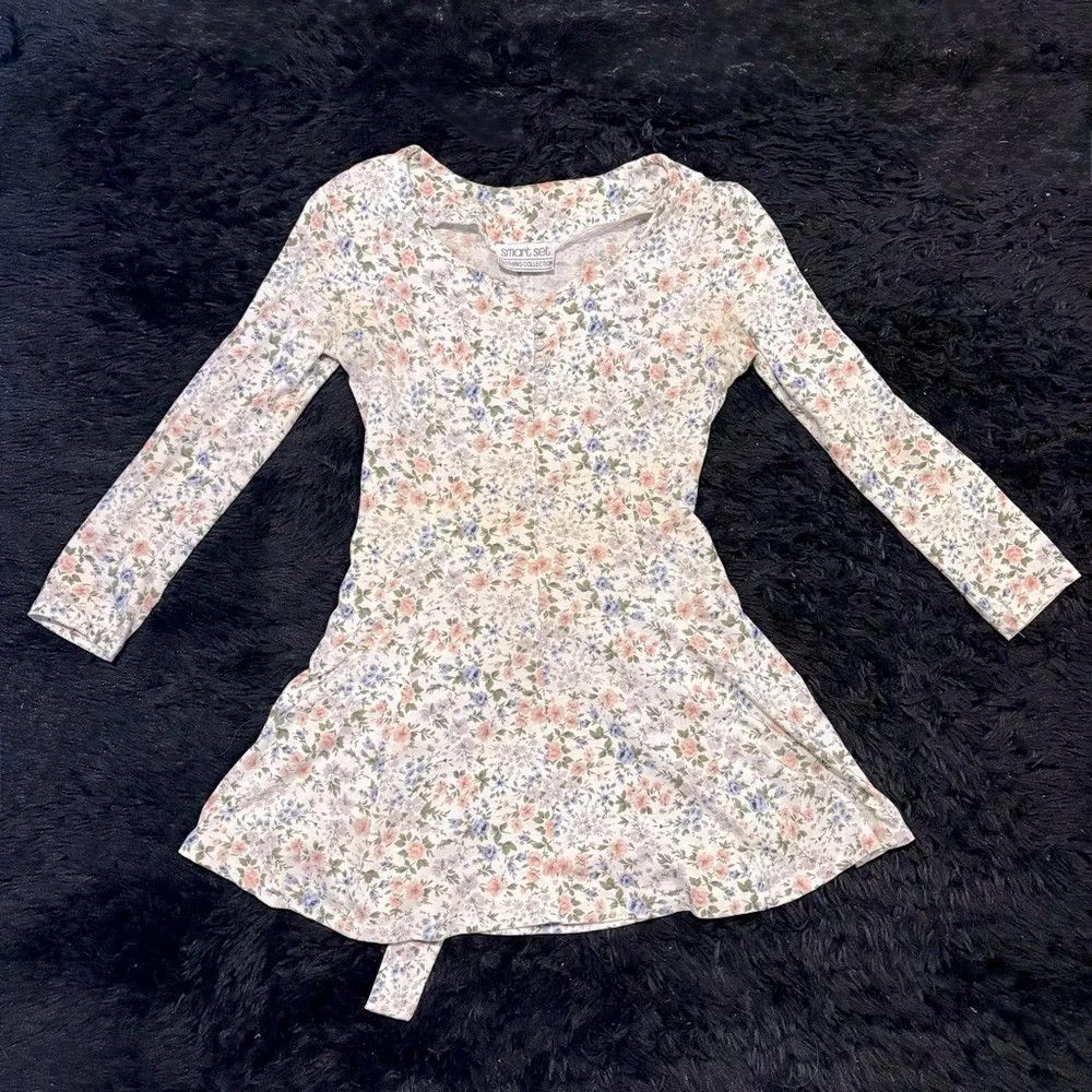 Vintage 90s cotton pearl button feminine tie waist skater dress Size M / US 6-8 / IT 42-44 - 1 Thumbnail