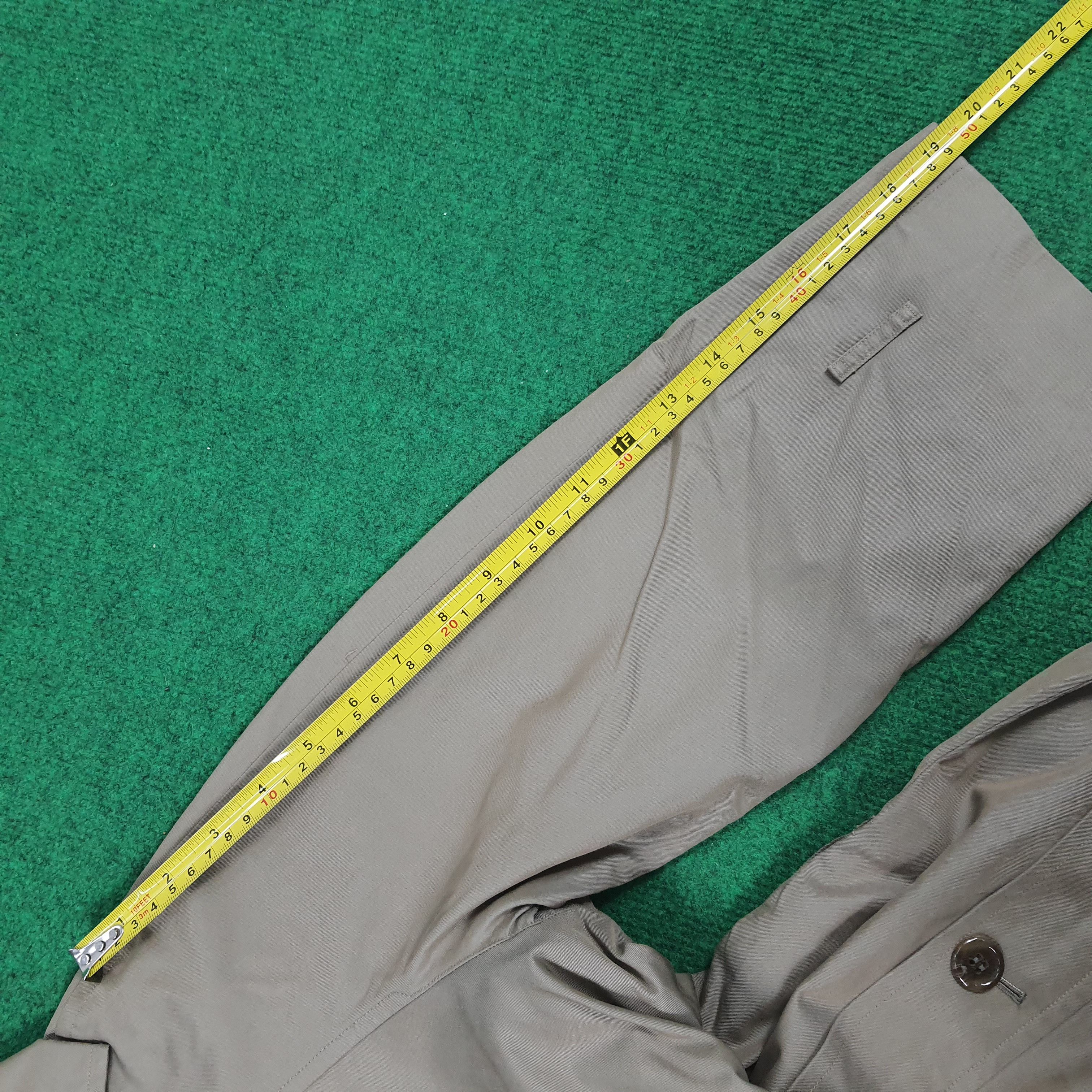 Burberry × Vintage Vintage Burberrys' Trench Coat Jacket Size US M / EU 48-50 / 2 - 11 Thumbnail
