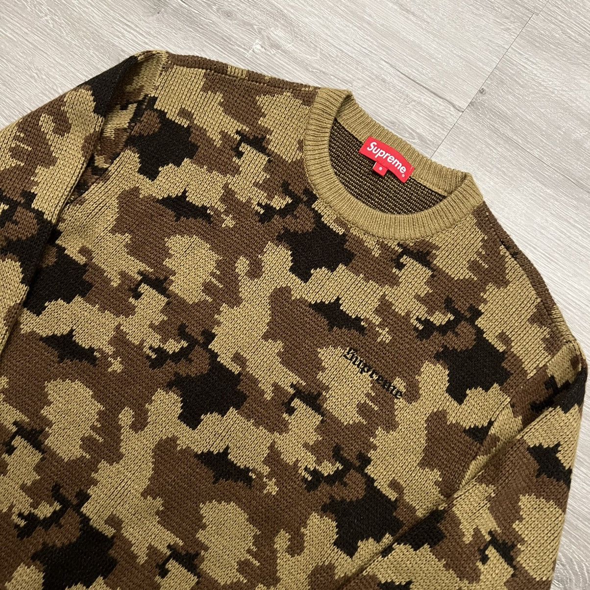 Supreme Supreme Camo Knit Sweater Size US S / EU 44-46 / 1 - 8 Thumbnail