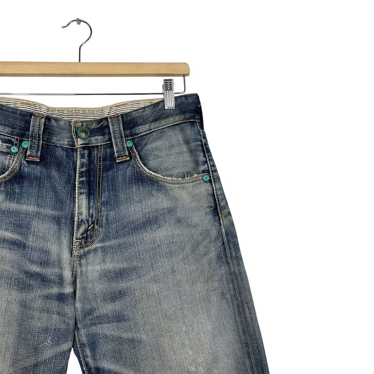 Levi's Vintage Levis Buckle Belt Distressed Denim Jeans Size US 30 / EU 46 - 5 Thumbnail