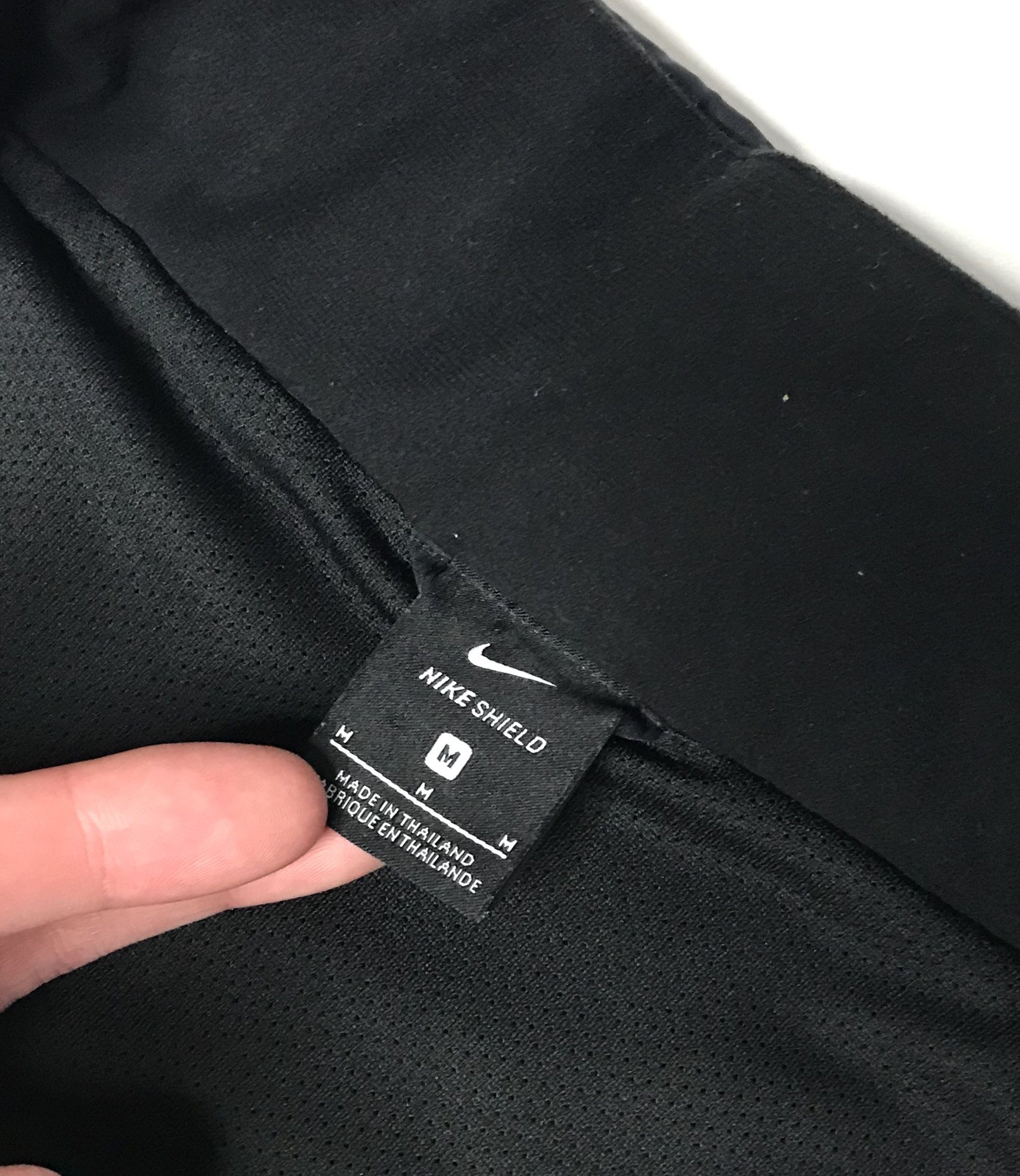 Nike 2018-19 Bochum Nike Hooded Rain Jacket Sz M Black Size US M / EU 48-50 / 2 - 9 Thumbnail
