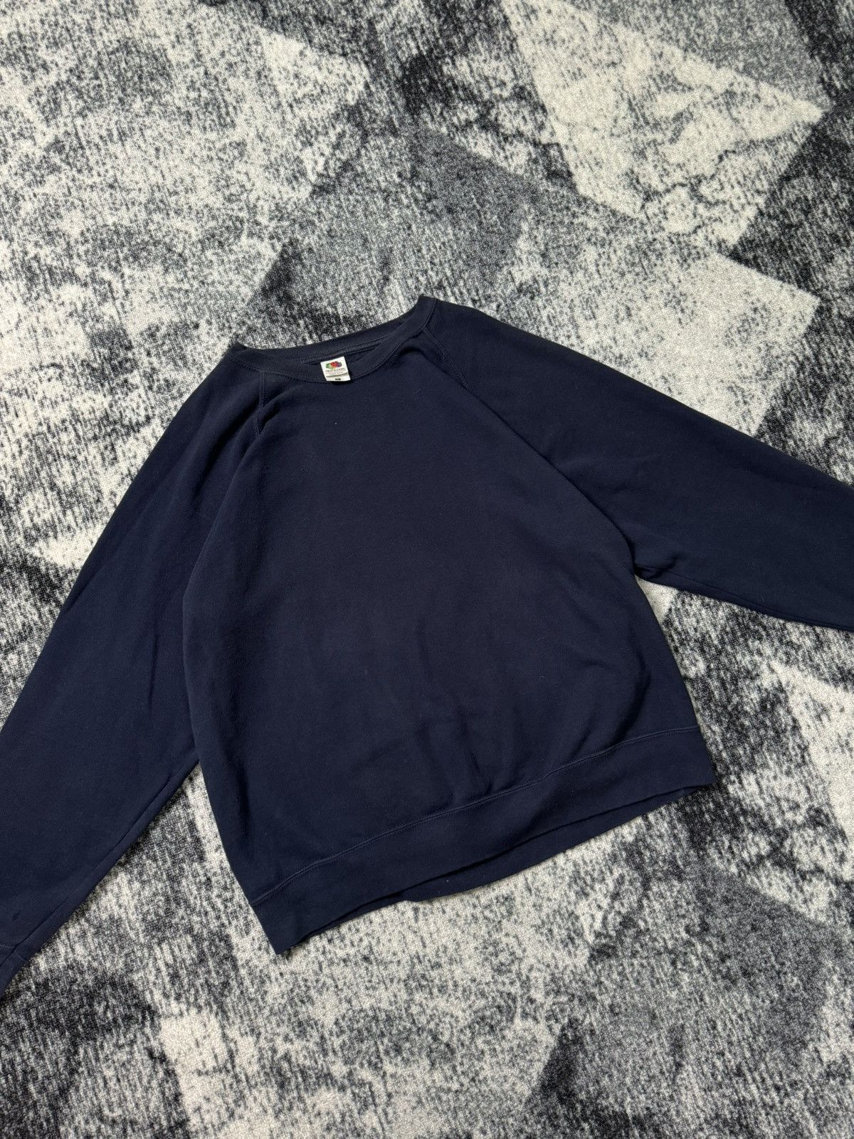 Fruit Of The Loom × Vintage Vintage Fruit of the loom Sweatshirt Y2K Basic 90s Size US XL / EU 56 / 4 - 2 Thumbnail