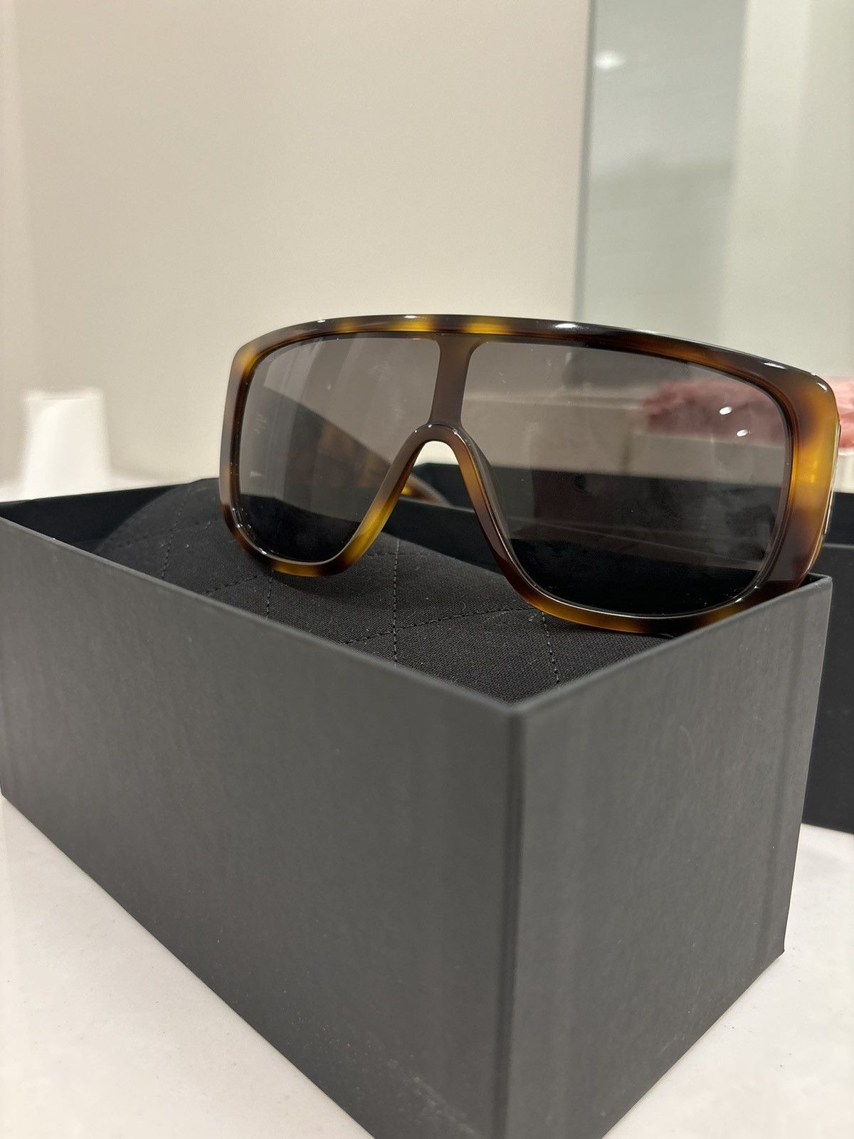 Chanel Chanel tortoise shell sunglasses Size ONE SIZE - 1 Thumbnail