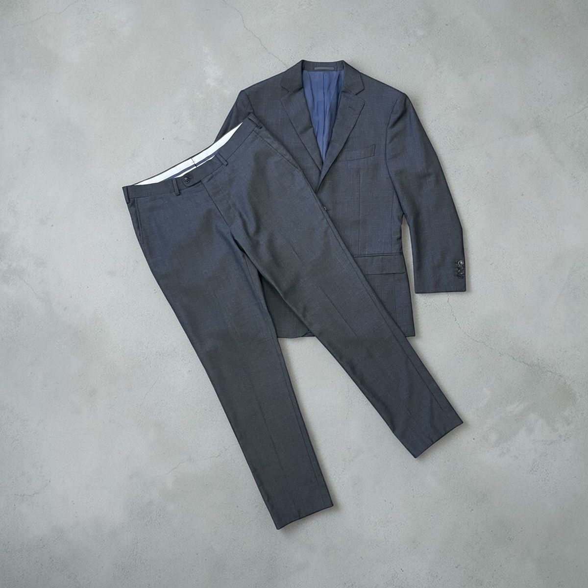 Suitsupply Suitsupply Wool Smart Suit Men Blazer 44R + Trousers Size 48 Size 44R - 1 Thumbnail