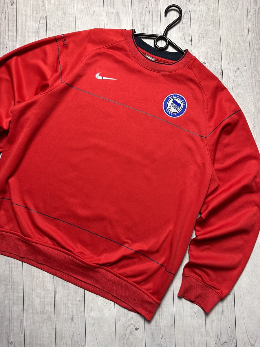 Vintage Vintage Nike red Soccer sweatshirt Herta rare size XL Size US XL / EU 56 / 4 - 2 Thumbnail