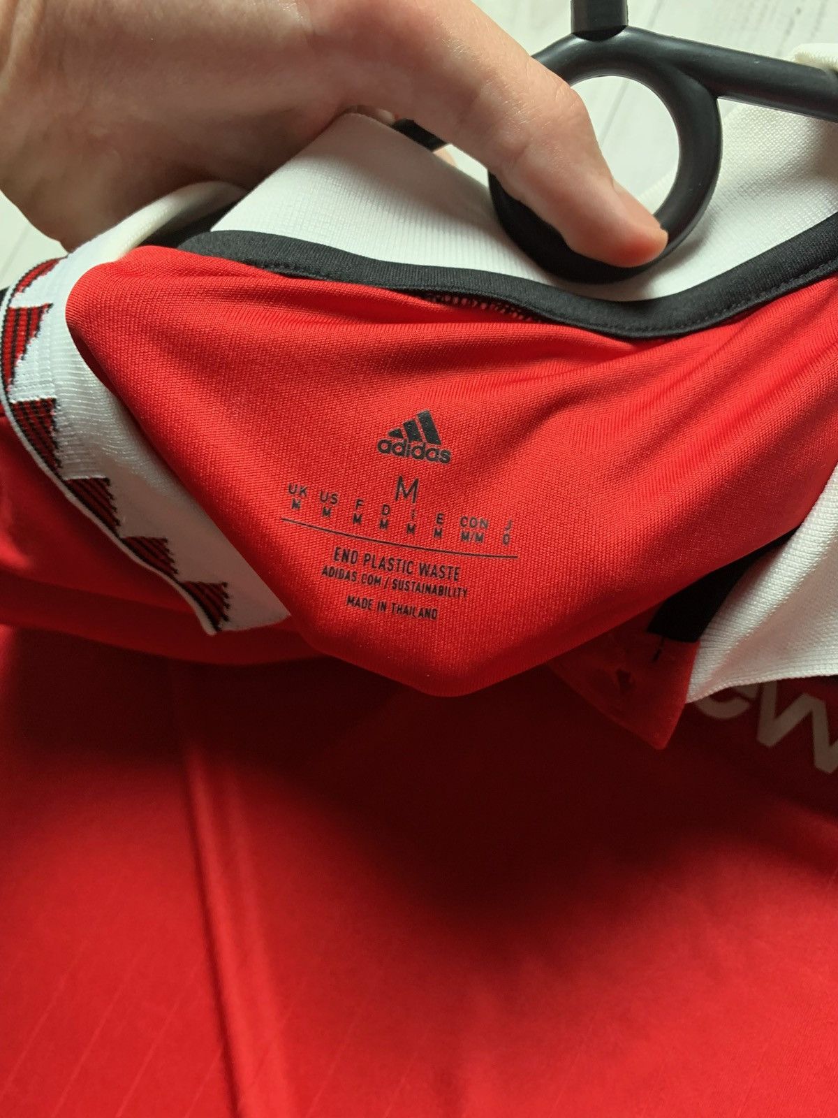Adidas × Vintage adidas Manchester United soccer jersey size M Size US M / EU 48-50 / 2 - 4 Thumbnail