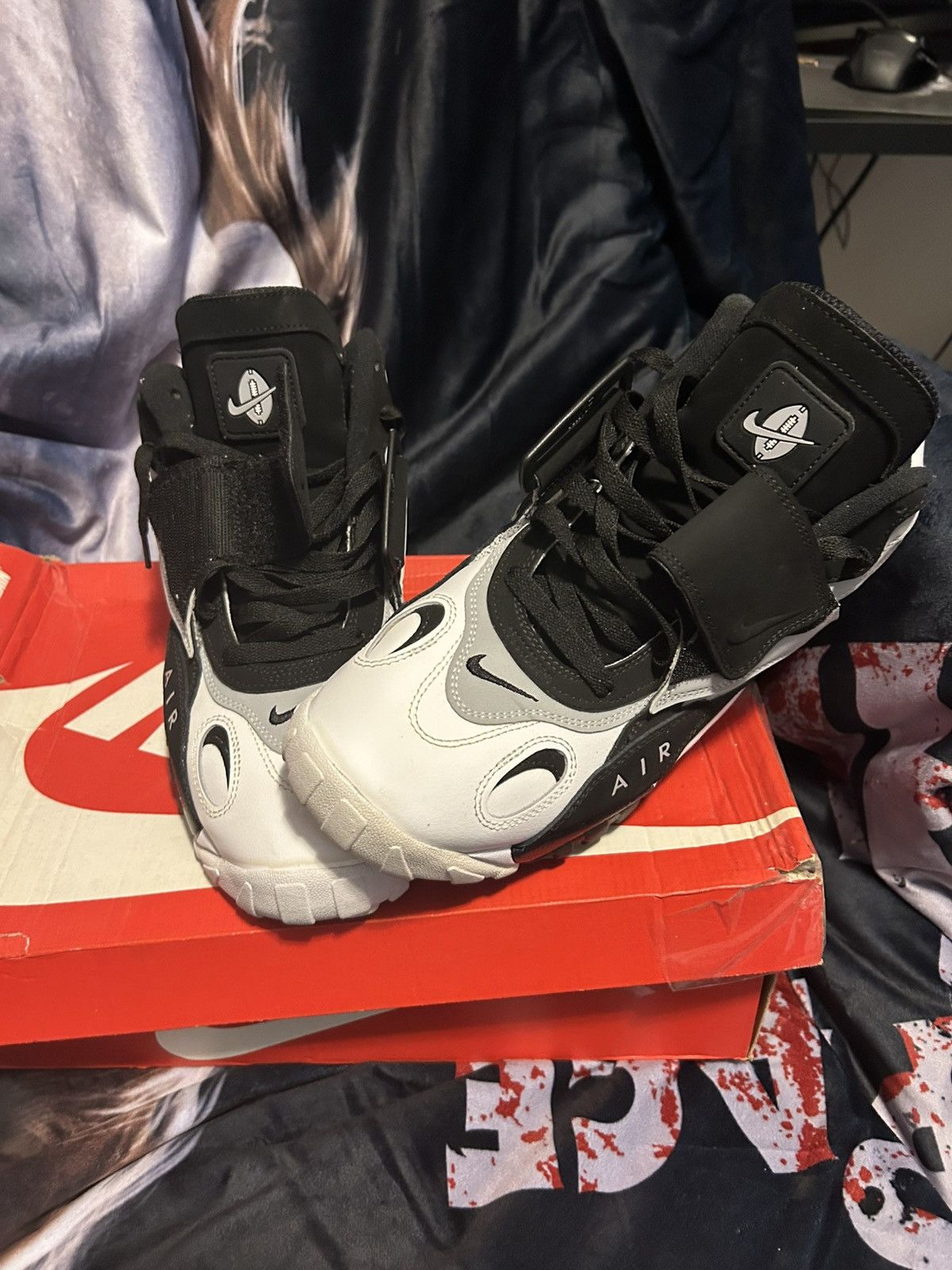 Nike Nike air max Size US 11 / EU 44 - 2 Thumbnail