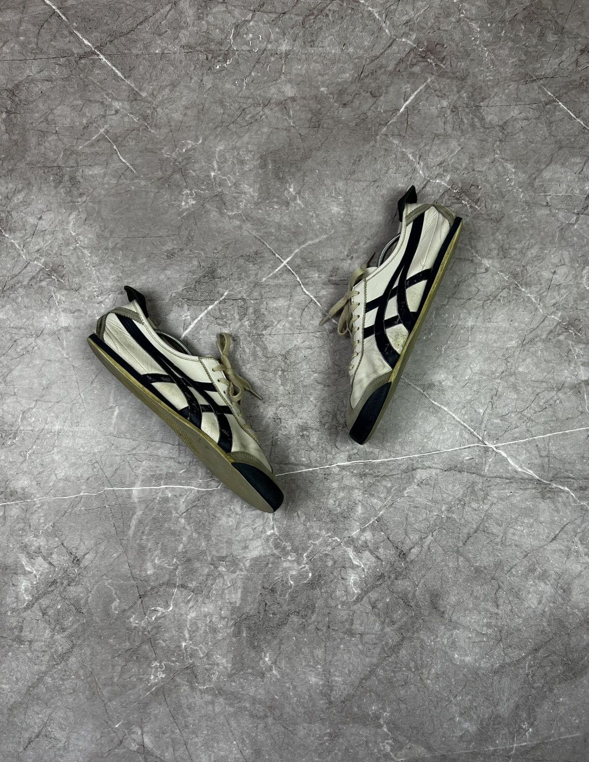 Asics Vintage Asics Onitsuka Tiger Mexico 66 Sneakers US 10.5 Size US 11 / EU 44 - 2 Thumbnail
