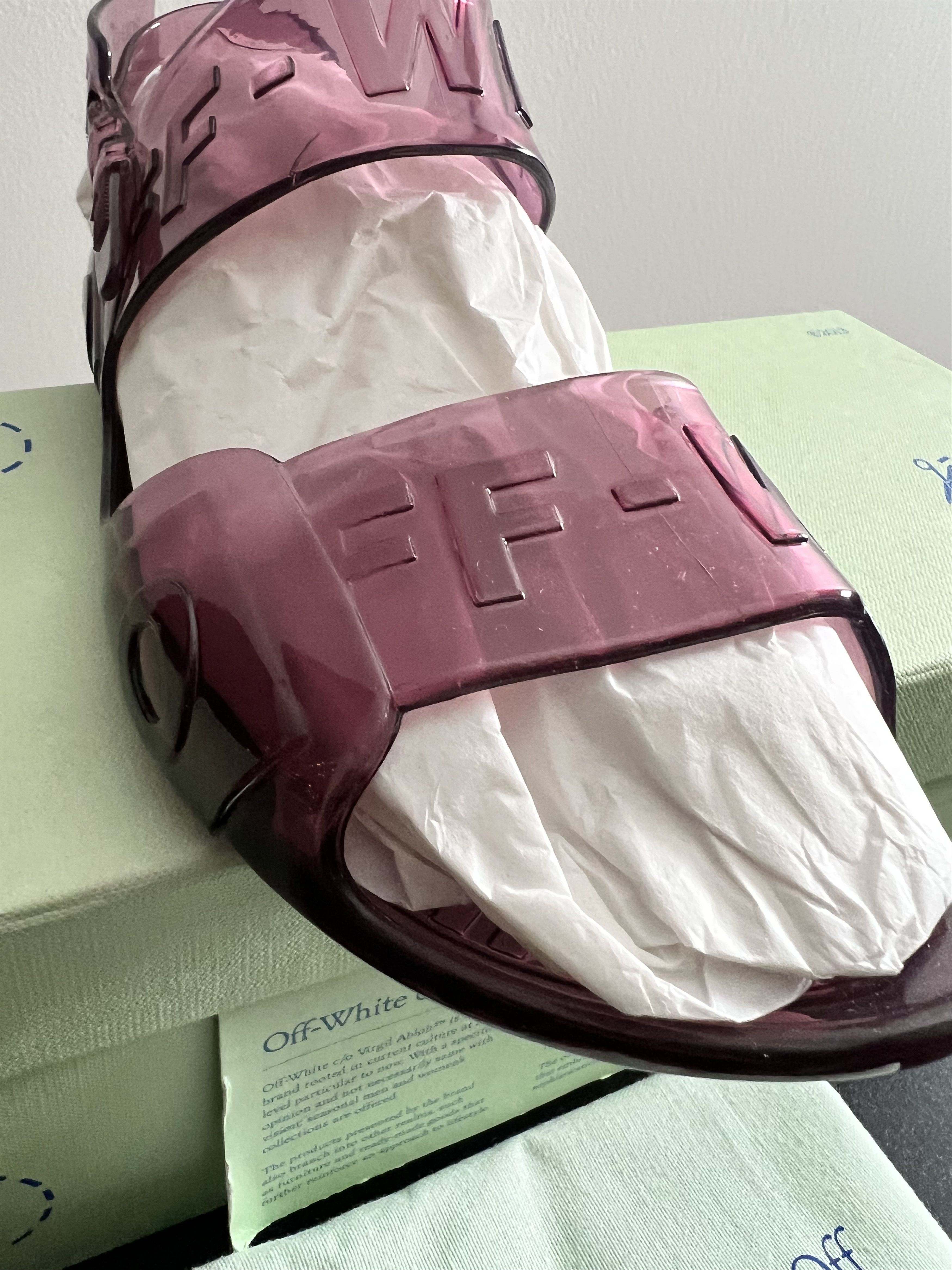 Off-White NEW DS OFF-WHITE LOGO EMBOSSED JELLY SANDALS Size US 6 / IT 36 - 5 Thumbnail