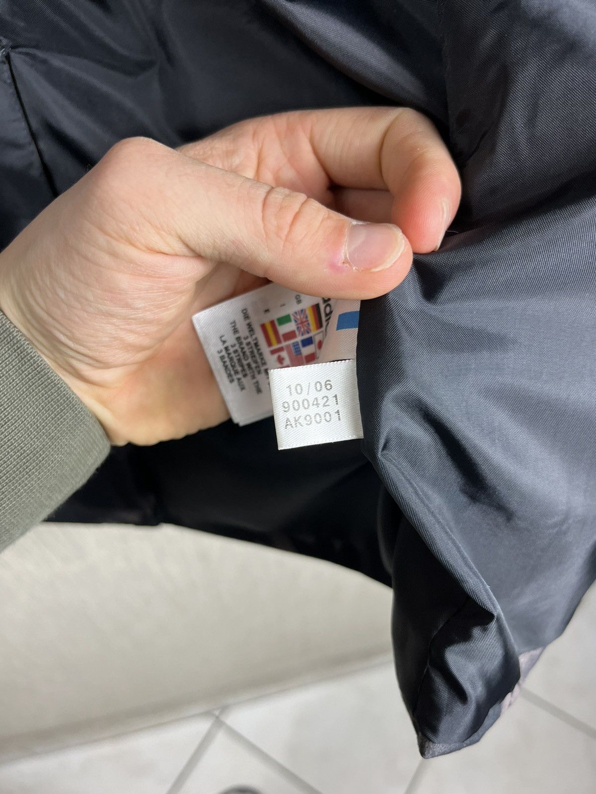 Adidas × Vintage Vintage Adidas blazer jacket y2k monogram sharp pin 9 logo Size US S / EU 44-46 / 1 - 23 Thumbnail