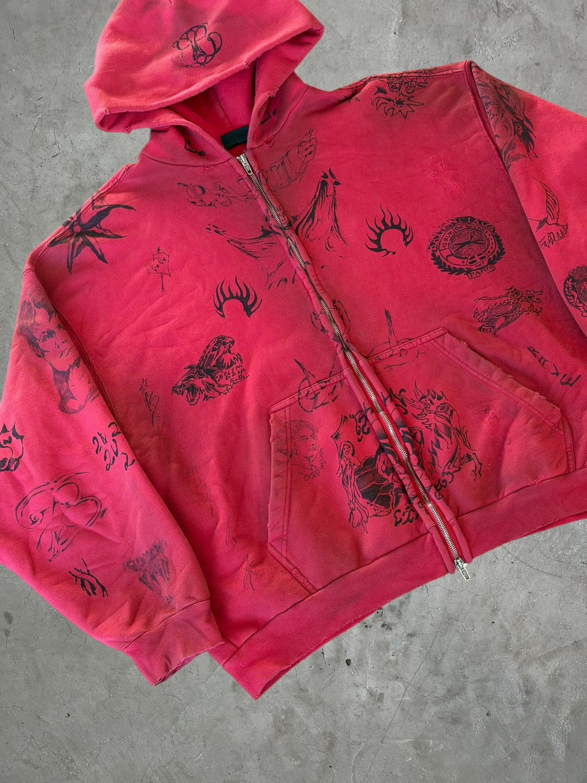 Balenciaga Balenciaga Tattoo Zip-up Hoodie Size US XL / EU 56 / 4 - 5 Thumbnail