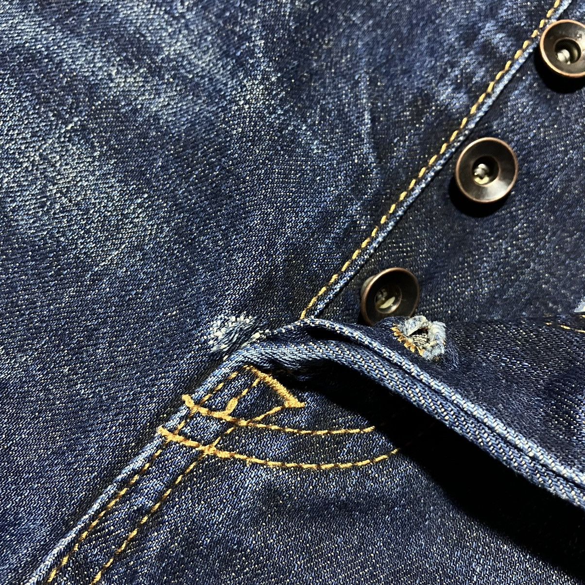November NOVEMBER Tomorrow Distressed Denim Washed Dark Blue Jeans Size US 31 - 8 Thumbnail