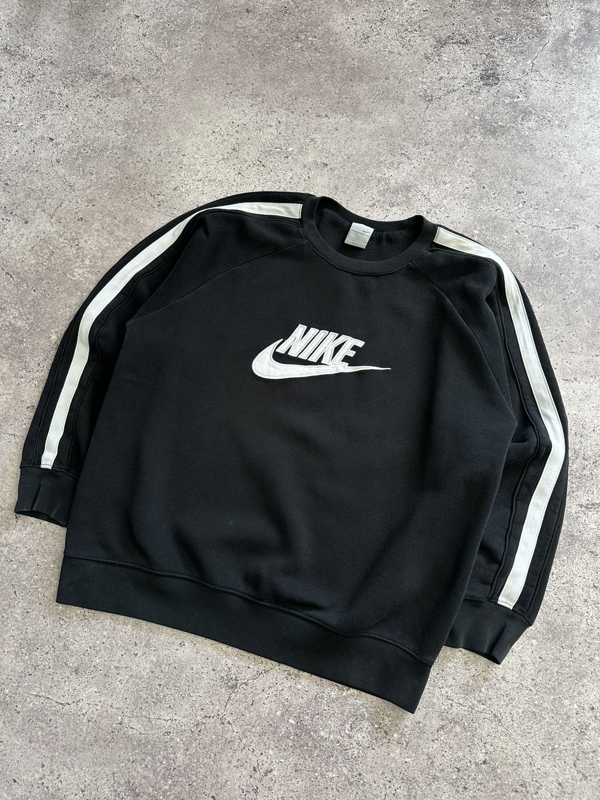 Nike × Vintage Vintage Nike Y2K Sweatshirt Big Logo Drill Swoosh Size US S / EU 44-46 / 1 - 2 Thumbnail