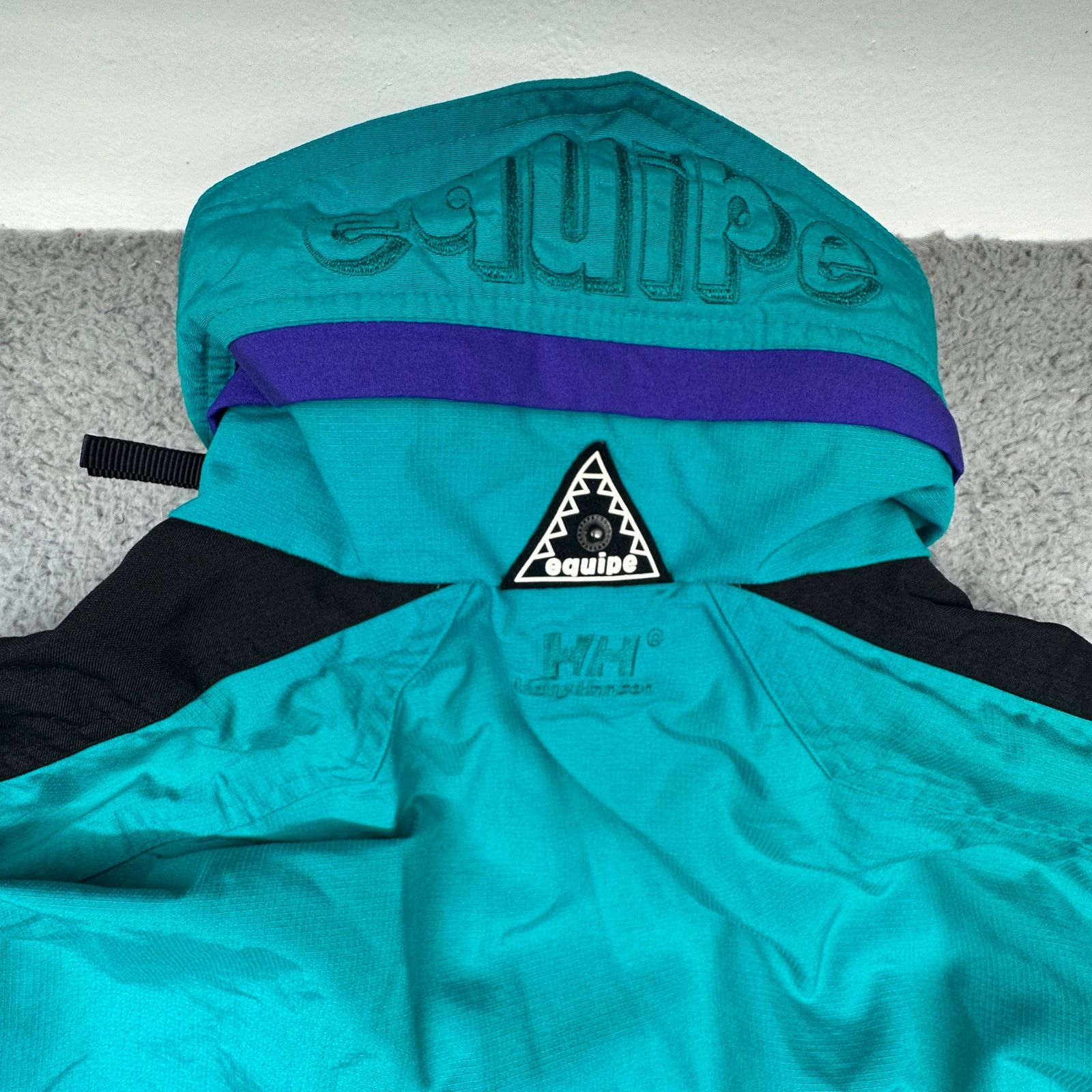 Helly Hansen Vintage 90s Helly Hansen Equipe Ski Snow Jacket Mens Large Size US L / EU 52-54 / 3 - 19 Thumbnail
