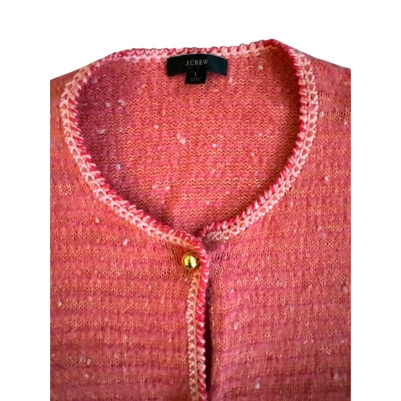 J.Crew J. CREW SWEATERS MERINO WOOL PINK WITH GOLD BOTTONS SZ L Size L / US 10 / IT 46 - 4 Thumbnail
