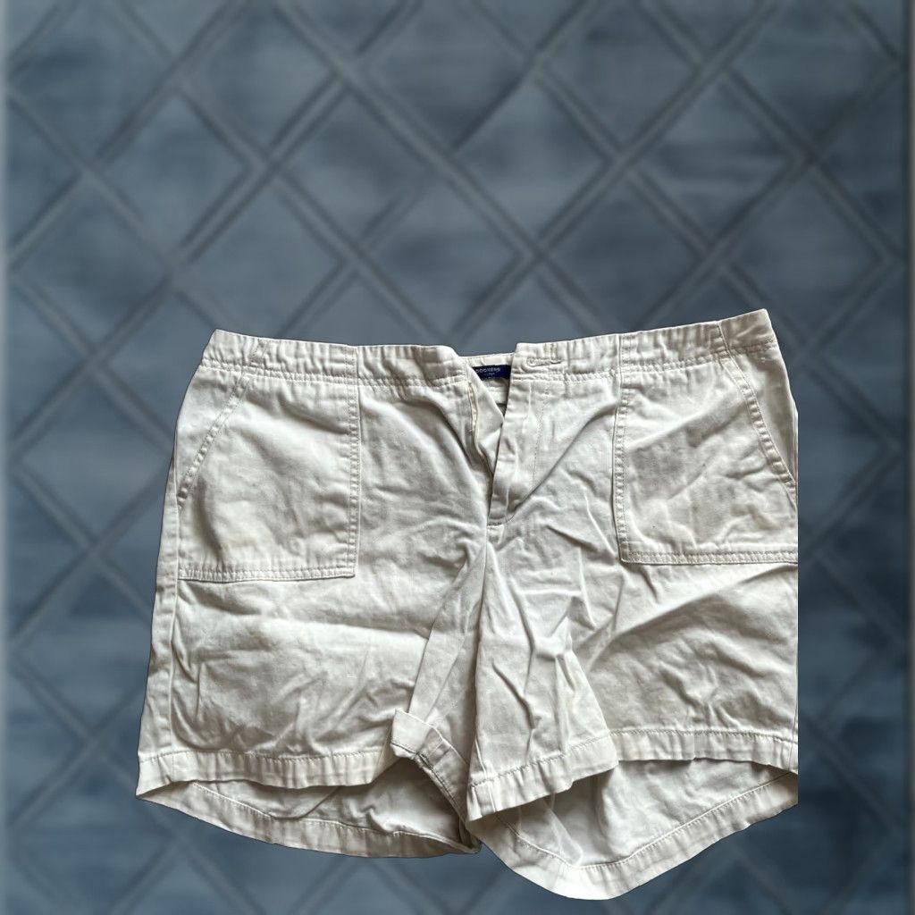 Dockers DOCKERS Women Chino Shorts 20W Beige 100% Cotton Casual Mid Length Plus Size Short Size 42" / US 20 - 1 Thumbnail