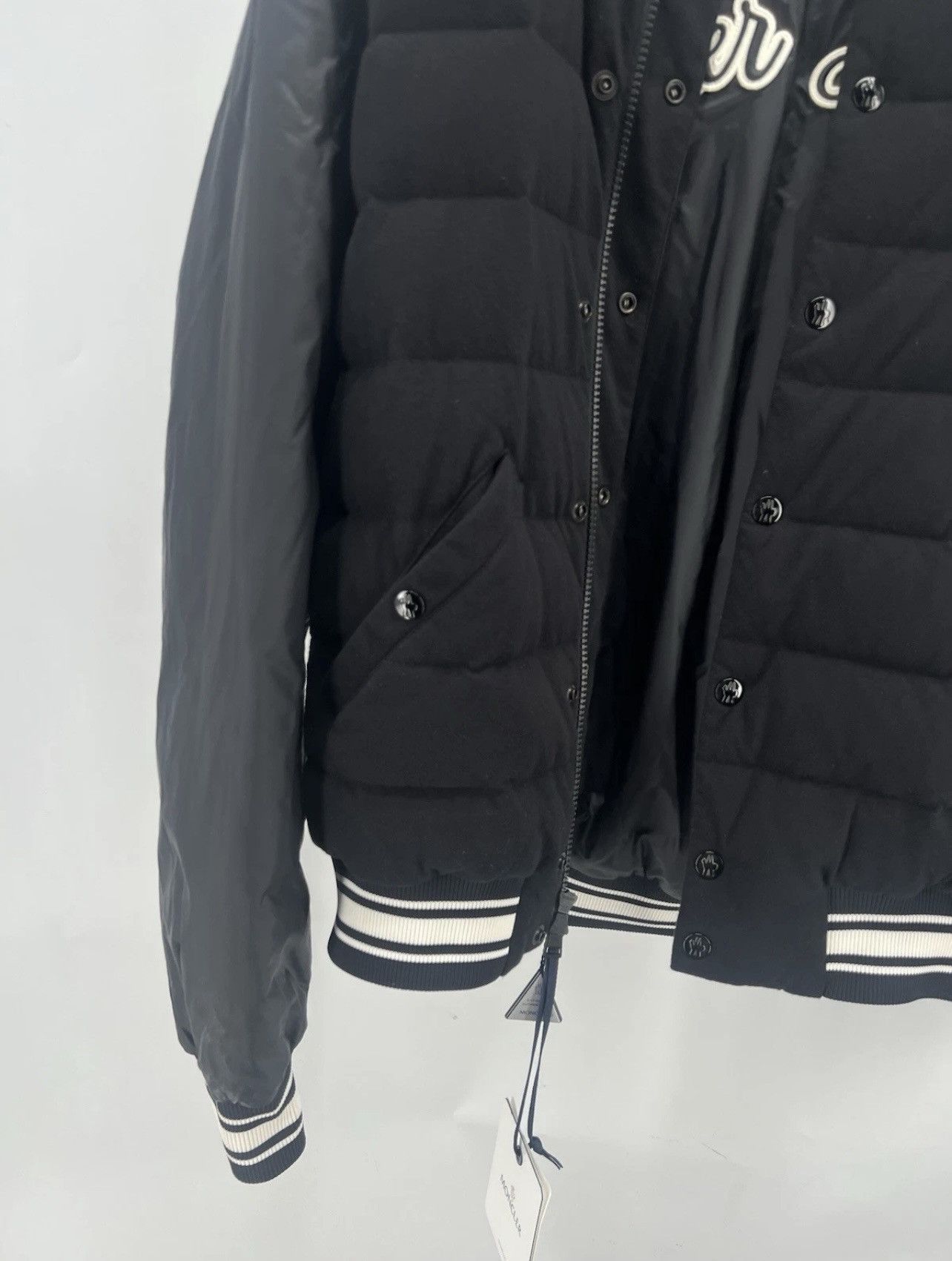 Moncler MONCLER Bouchet Goose Down Long Sleeve Bomber Jacket Size L Size US L / EU 52-54 / 3 - 3 Thumbnail
