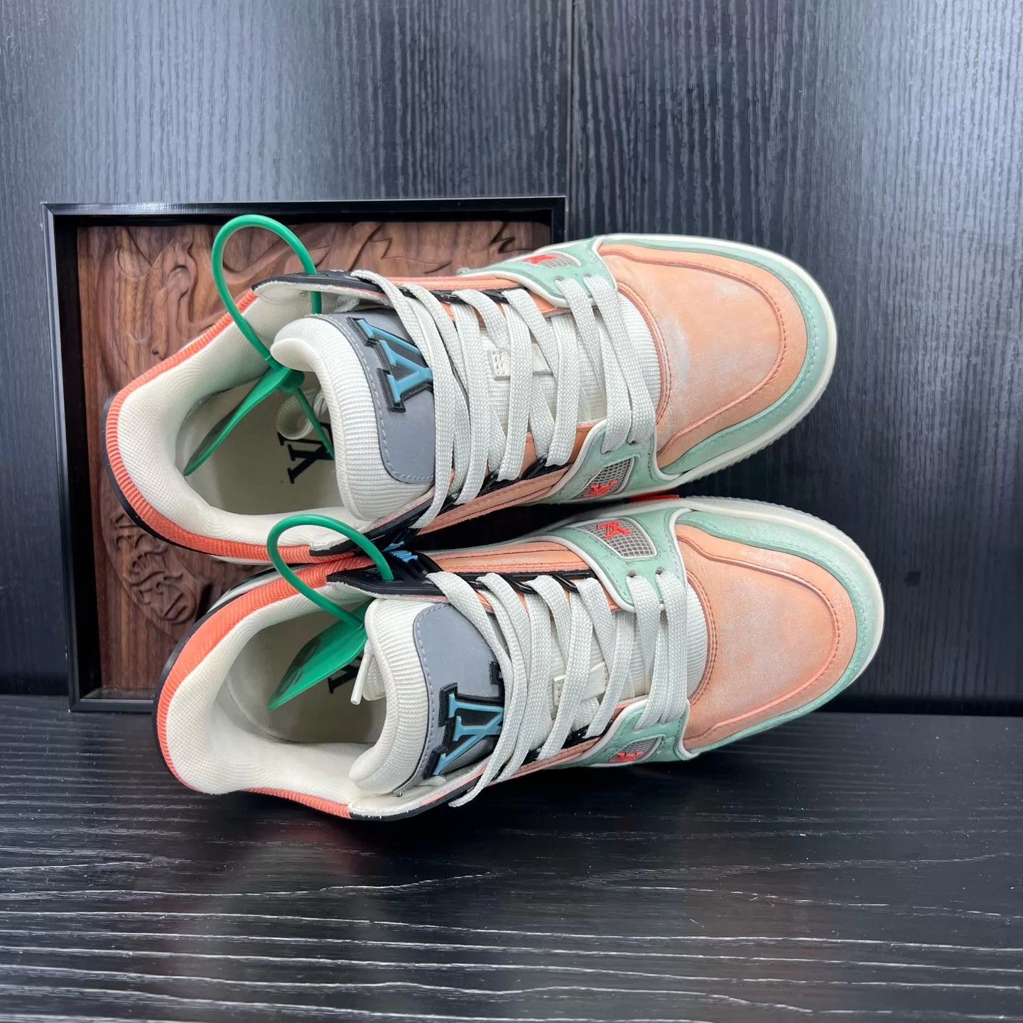 Louis Vuitton LV Trainer Pink Green Black 36 Size US 5.5 / IT 35.5 - 7 Thumbnail