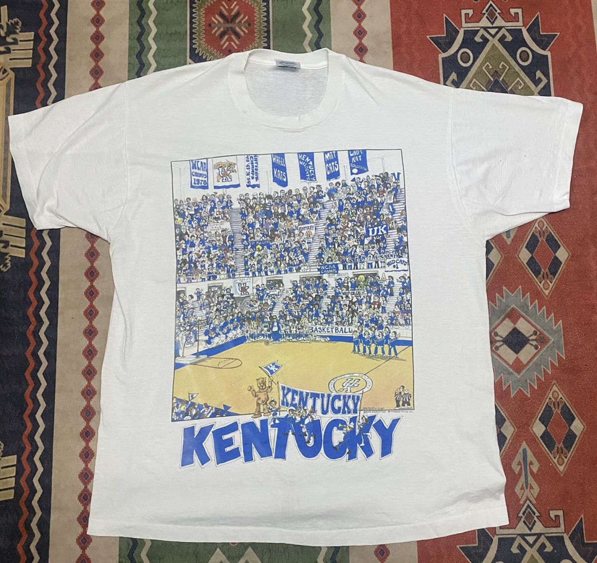 image of NBA x NCAA svintage 80's NCAA University Kentucky Basketball in White, Men's (Size XL)
