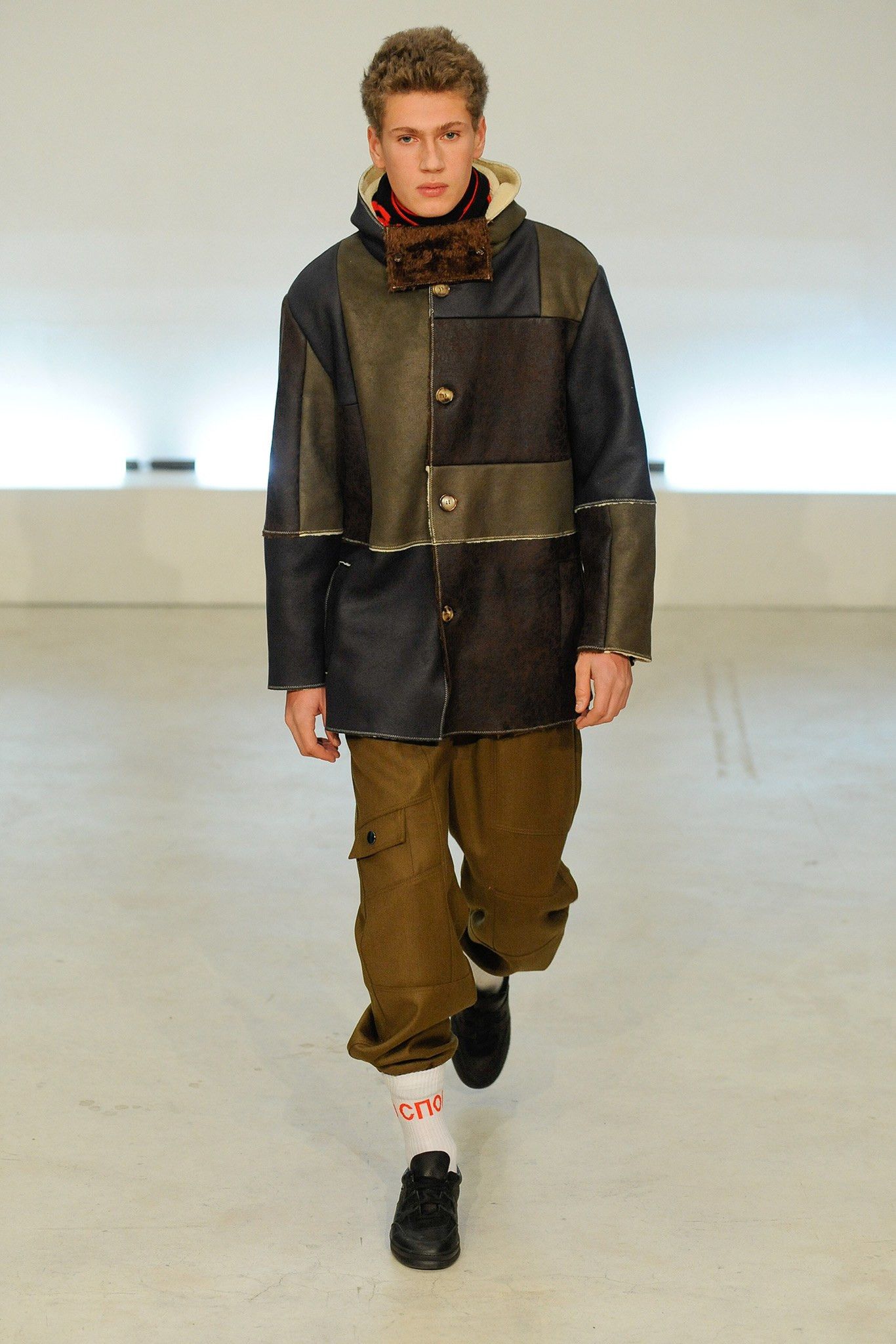 Gosha Rubchinskiy A/W 2015 - wool pants with elastic cuffs Size US 29 - 9 Thumbnail
