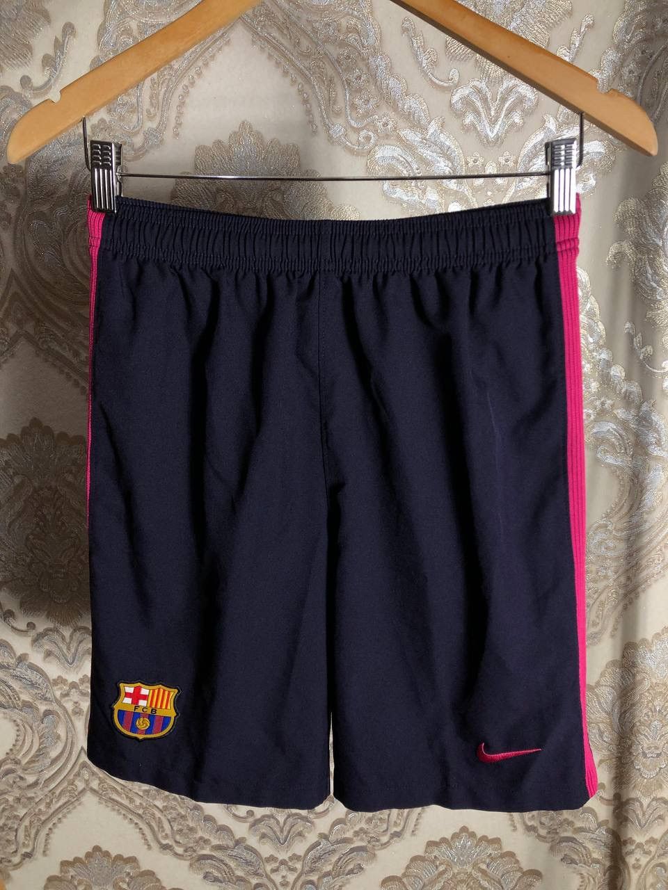 Nike VINTAGE NIKE FC BARCELONA SPAIN SOCCER JERSEY RETRO Y2K 90s Size US S / EU 44-46 / 1 - 3 Thumbnail