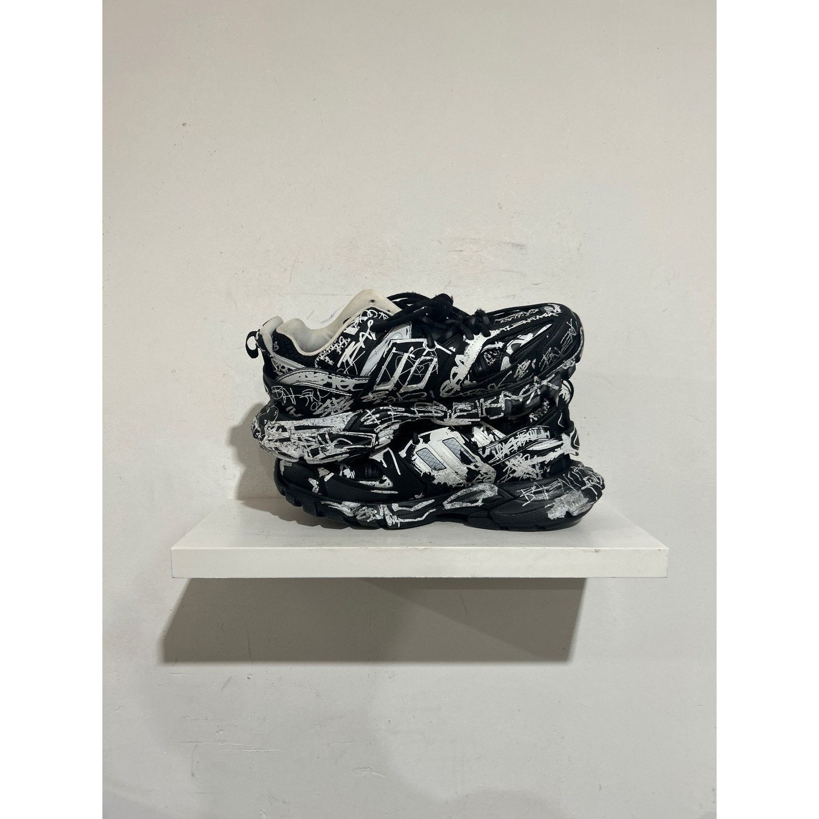 Balenciaga BALENCIAGA TRACK GRAFFITI 'BLACK WHITE' SIZE 8 PREOWNED Size US 8 / EU 41 - 2 Thumbnail