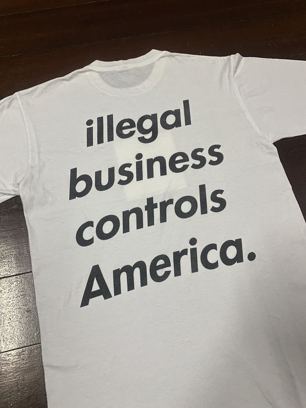 Supreme Supreme illegal business controls America tee Size US M / EU 48-50 / 2 - 9 Thumbnail