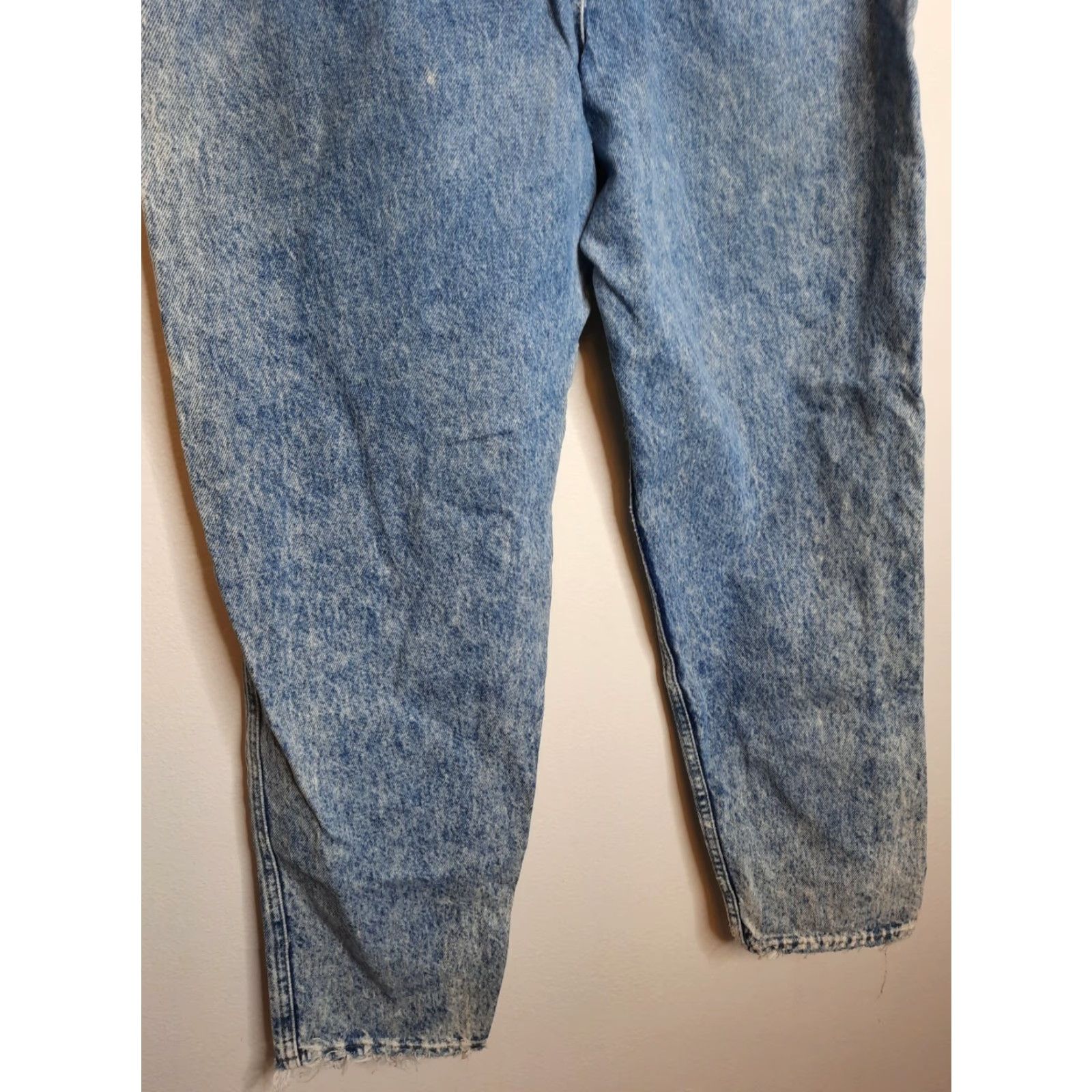 Lee VINTAGE Lee Mom Jeans Women's Size 6 28 L29 28x29 High Rise Acid Wash Distressed Blue 90s Womens Jeans Size 28" / US 6 / IT 42 - 6 Thumbnail