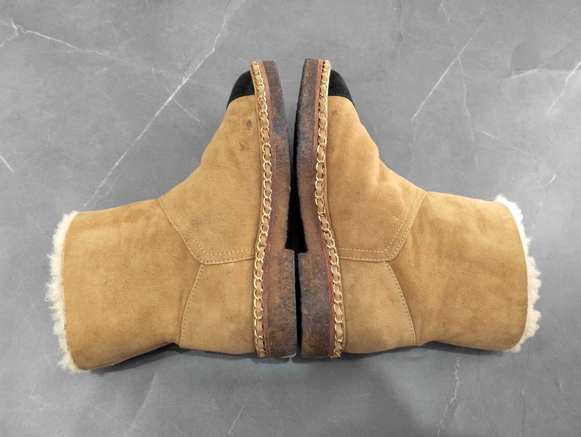 Chanel Chanel camel suede snow boots women's 37 Size US 6 / IT 36 - 2 Thumbnail