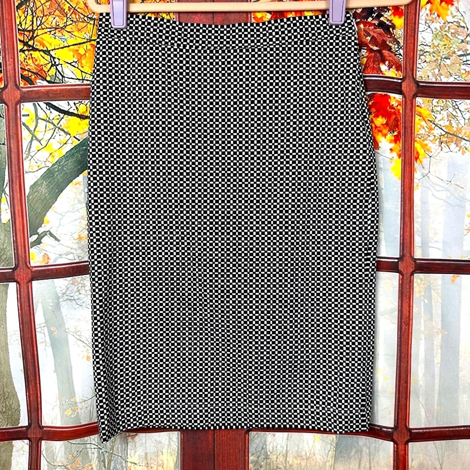 Michael Kors Michael Kors Checkered Skirt Black/White size 2 Size 26" / US 2 / IT 38 - 3 Thumbnail