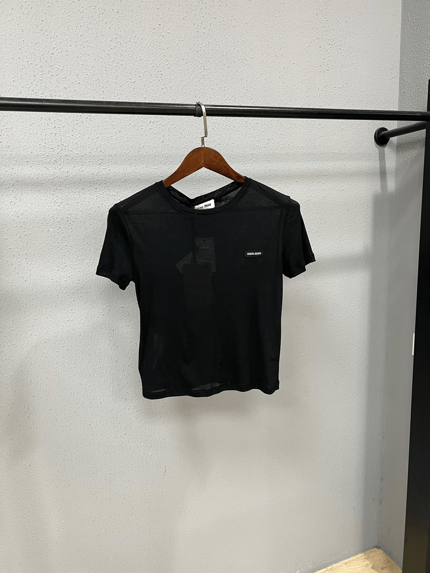 Miu Miu Miumiu Slogan Short-Sleeve Top Size M / US 6-8 / IT 42-44 - 1 Thumbnail