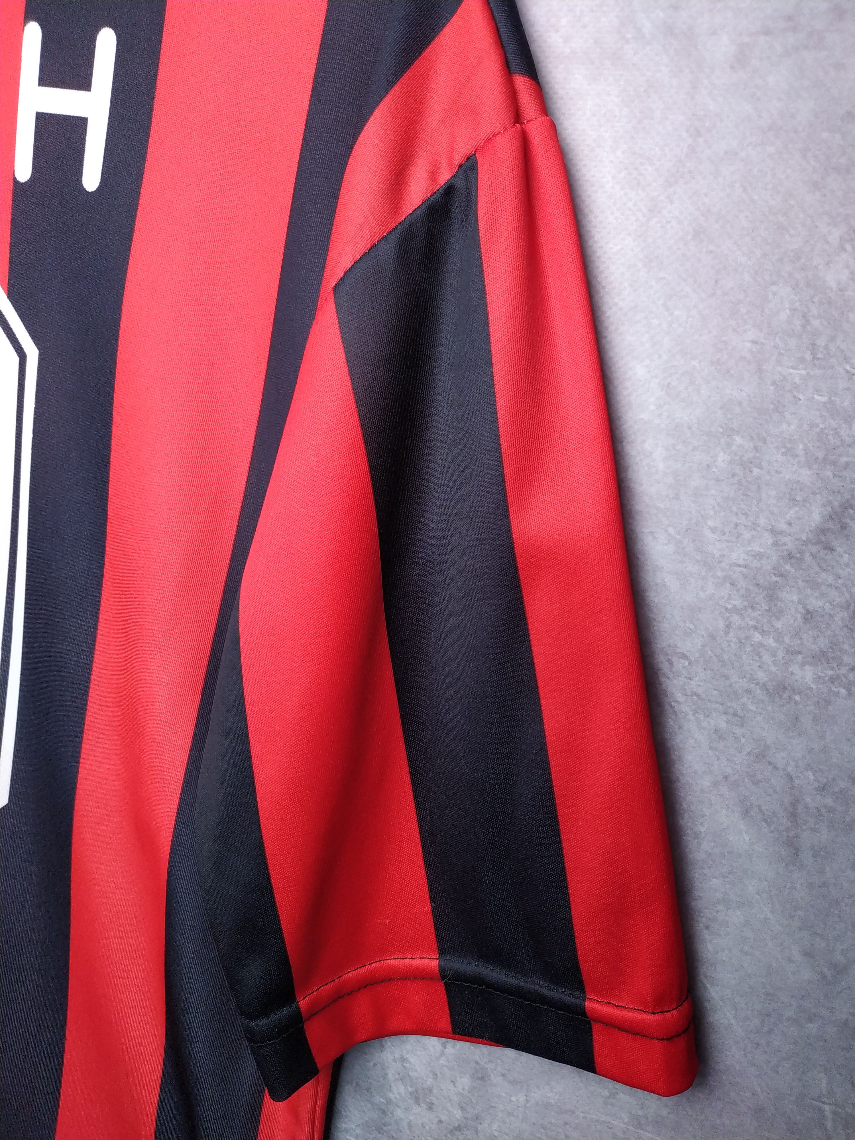 Vintage Weah AC Milan football soccer jersey Size US S / EU 44-46 / 1 - 3 Thumbnail