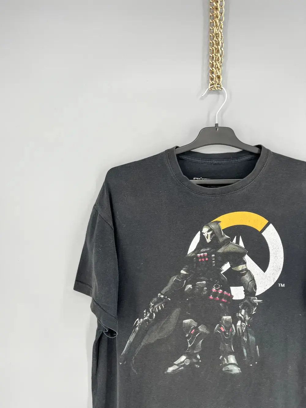 Band Tees Crazy Vintage Y2K/2000s Overwatch Video Game Graphic Tee! Size US M / EU 48-50 / 2 - 4 Thumbnail