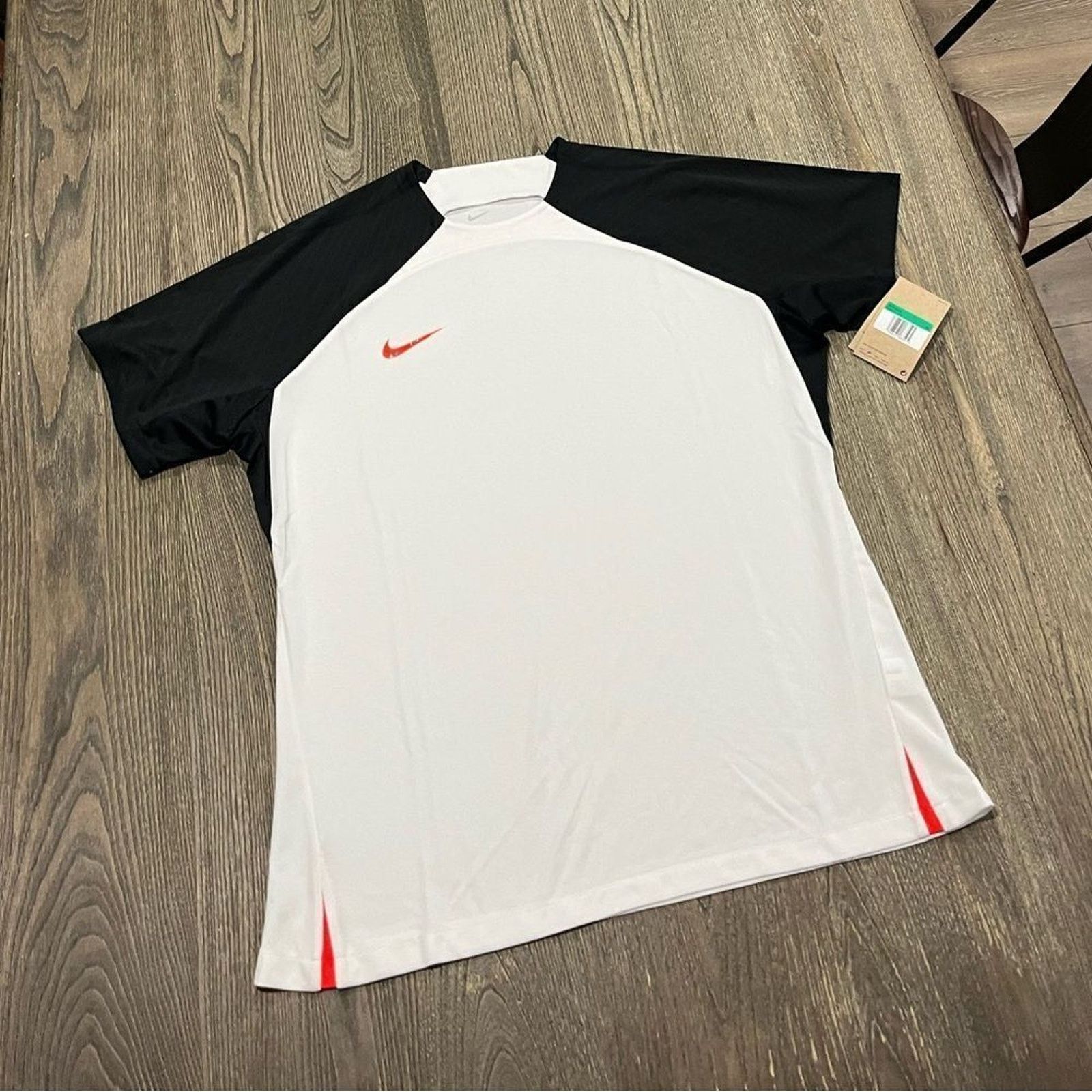 Nike NWT Nike Dri-FIT Strike Short-Sleeve Top Mesh Panels XL Size XL / US 12-14 / IT 48-50 - 1 Thumbnail
