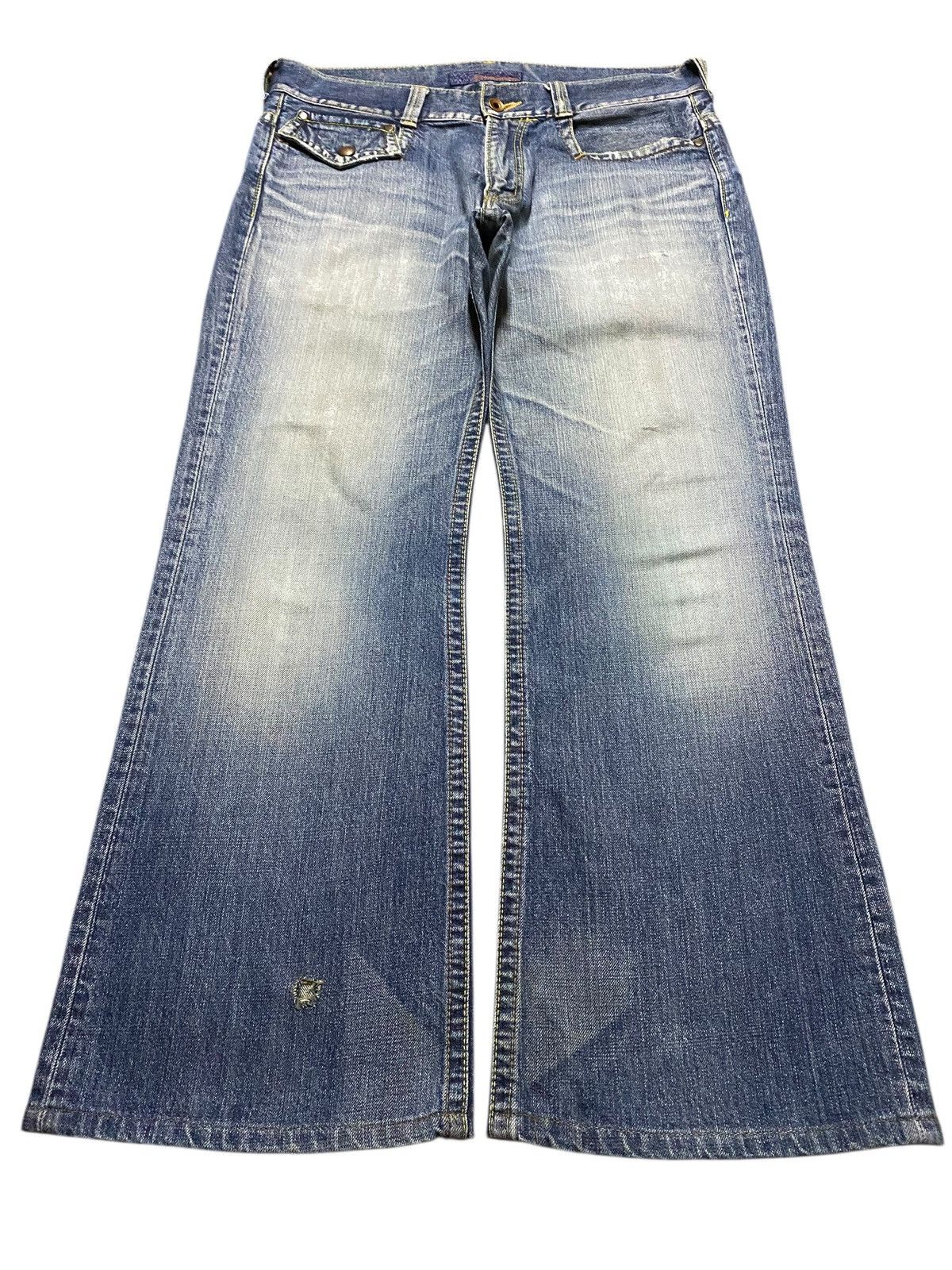 Japanese Brand Vintage Japanese Brand Revolution Faded Wash Wide Leg Jeans Size US 36 / EU 52 - 1 Thumbnail