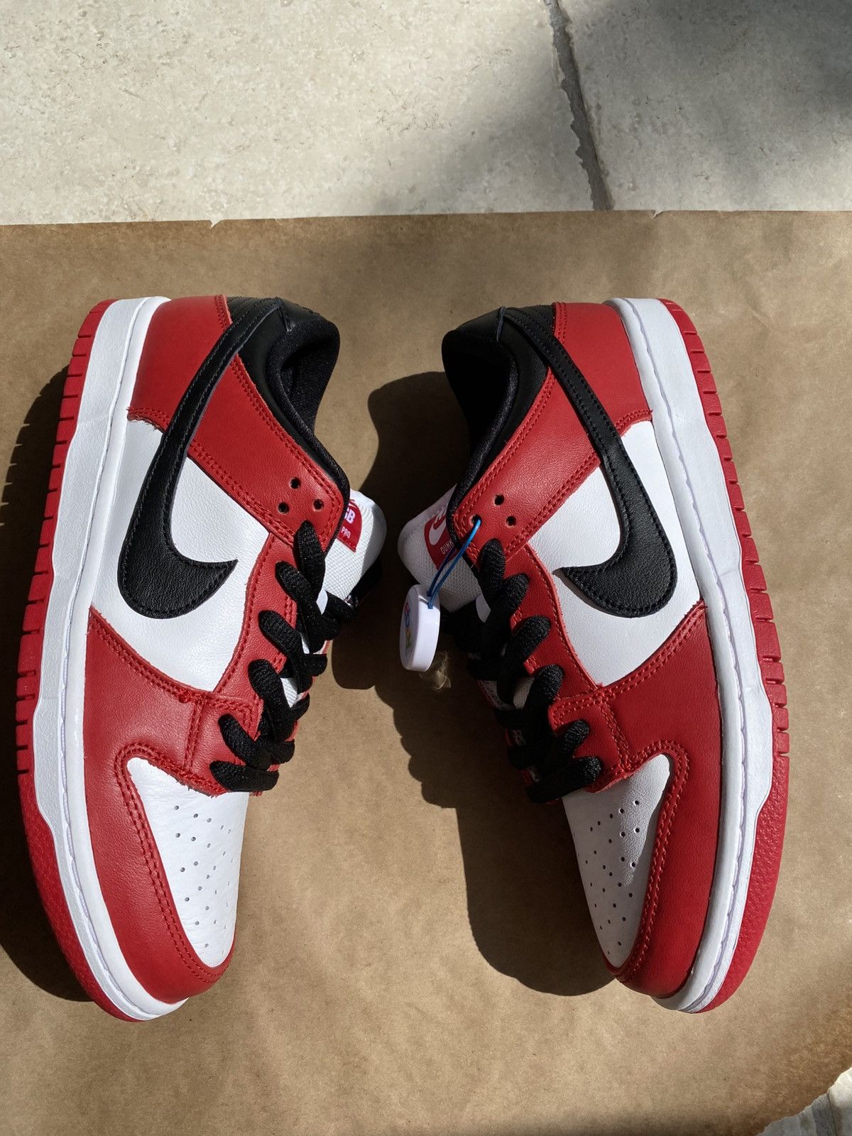 Nike Chicago SB dunk, Sz 8 Size US 8 / EU 41 - 2 Thumbnail
