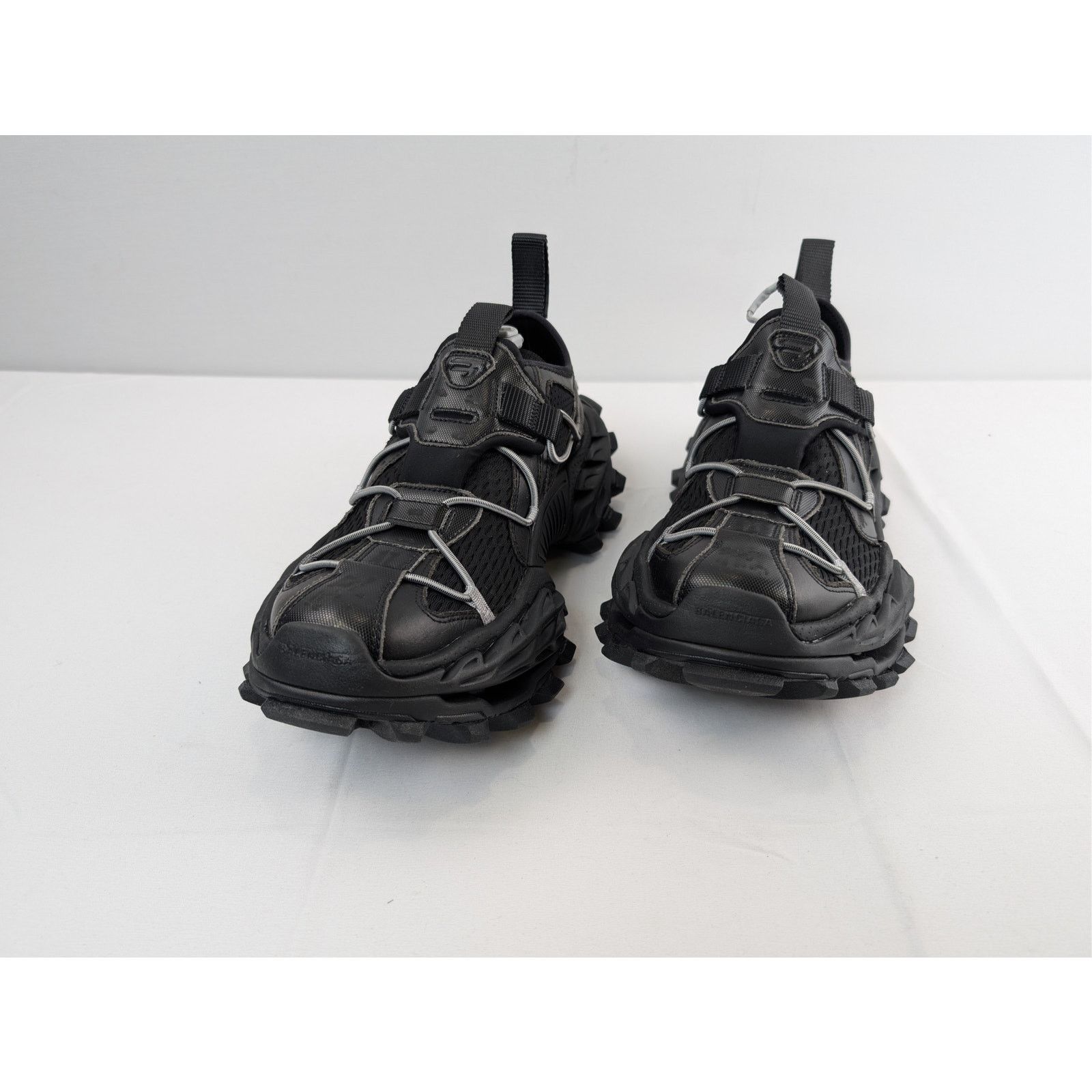 Balenciaga o1rshd1 Hike Low-Top Sneakers in Black Size US 10 / EU 43 - 8 Thumbnail