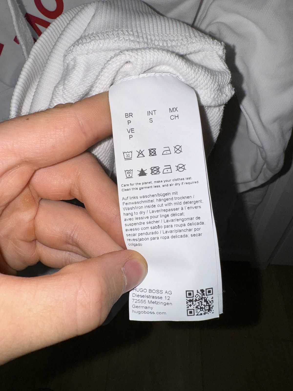 Hugo Boss Boss hoodie white with logo heart love boss Size US S / EU 44-46 / 1 - 6 Thumbnail